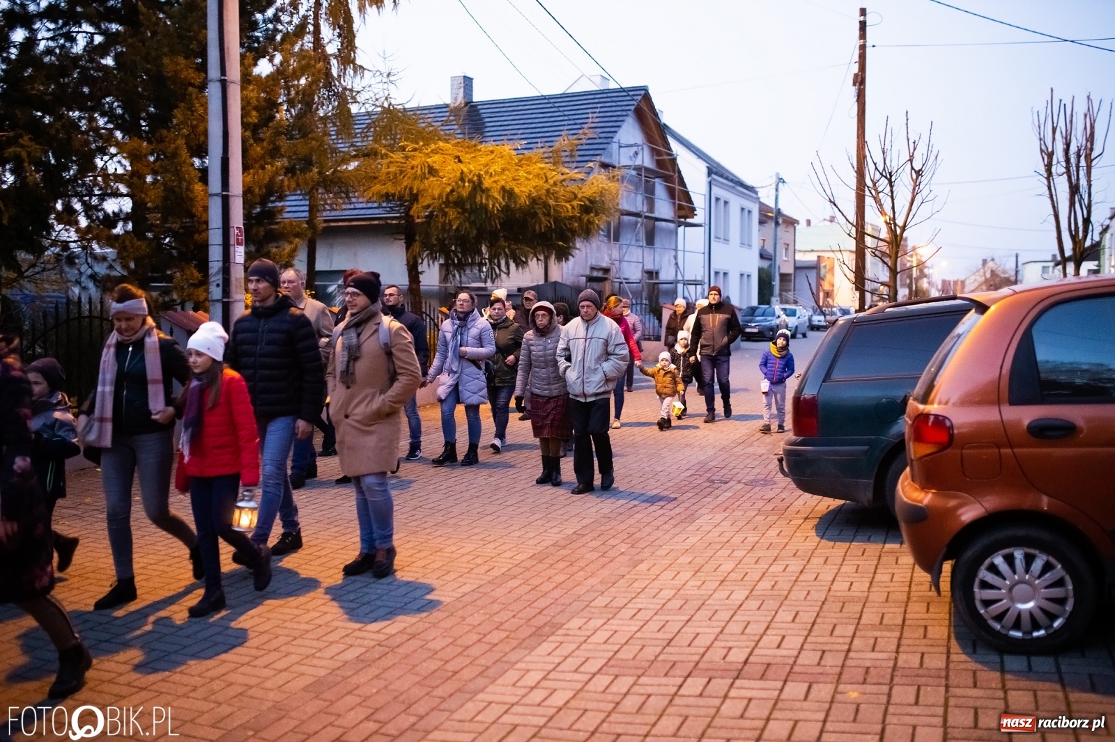 Zdjęcie w galerii na portalu naszraciborz.pl: Św. Marcin z Tours pojawił się dziś na Starej Wsi w Raciborzu [FOTO i WIDEO] wiadomości z regionu