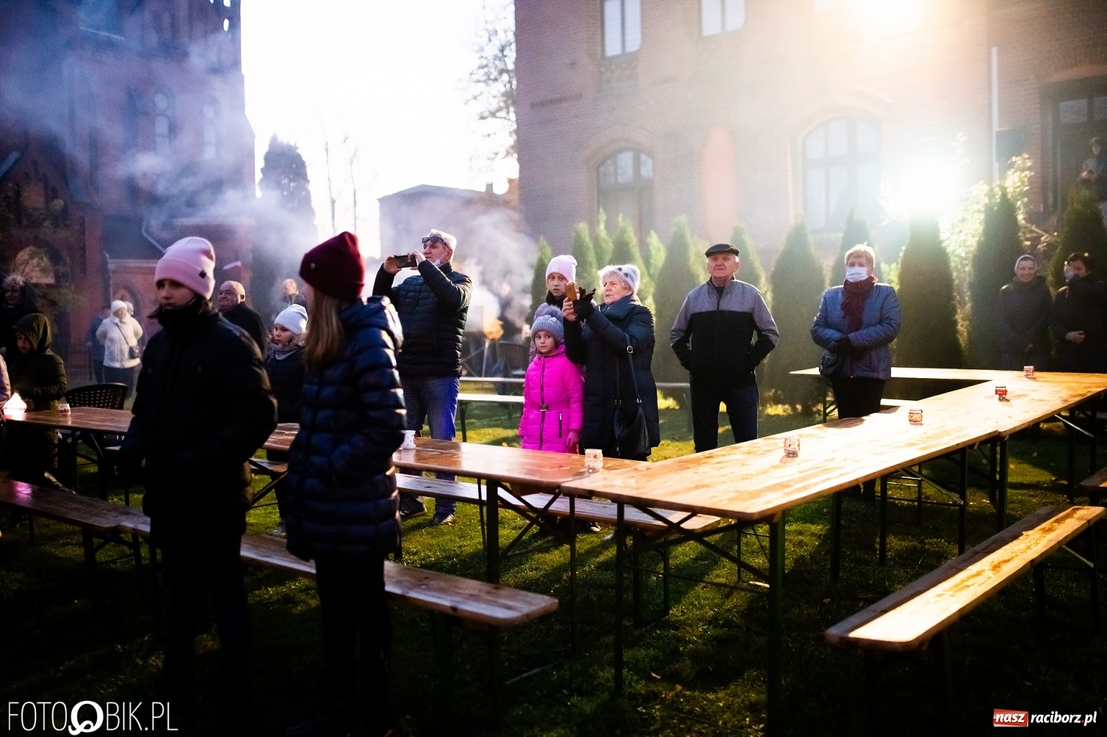 Zdjęcie w galerii na portalu naszraciborz.pl: Św. Marcin z Tours pojawił się dziś na Starej Wsi w Raciborzu [FOTO i WIDEO] wiadomości z regionu