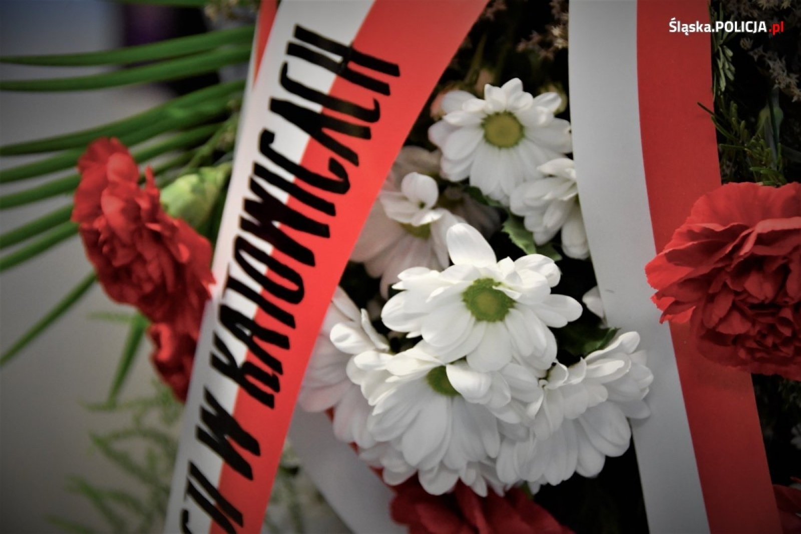 Zdjęcie w galerii na portalu naszraciborz.pl: W katowickiej komendzie policji uczczono pamięć śp. asp. Michała Kędzierskiego wiadomości z regionu