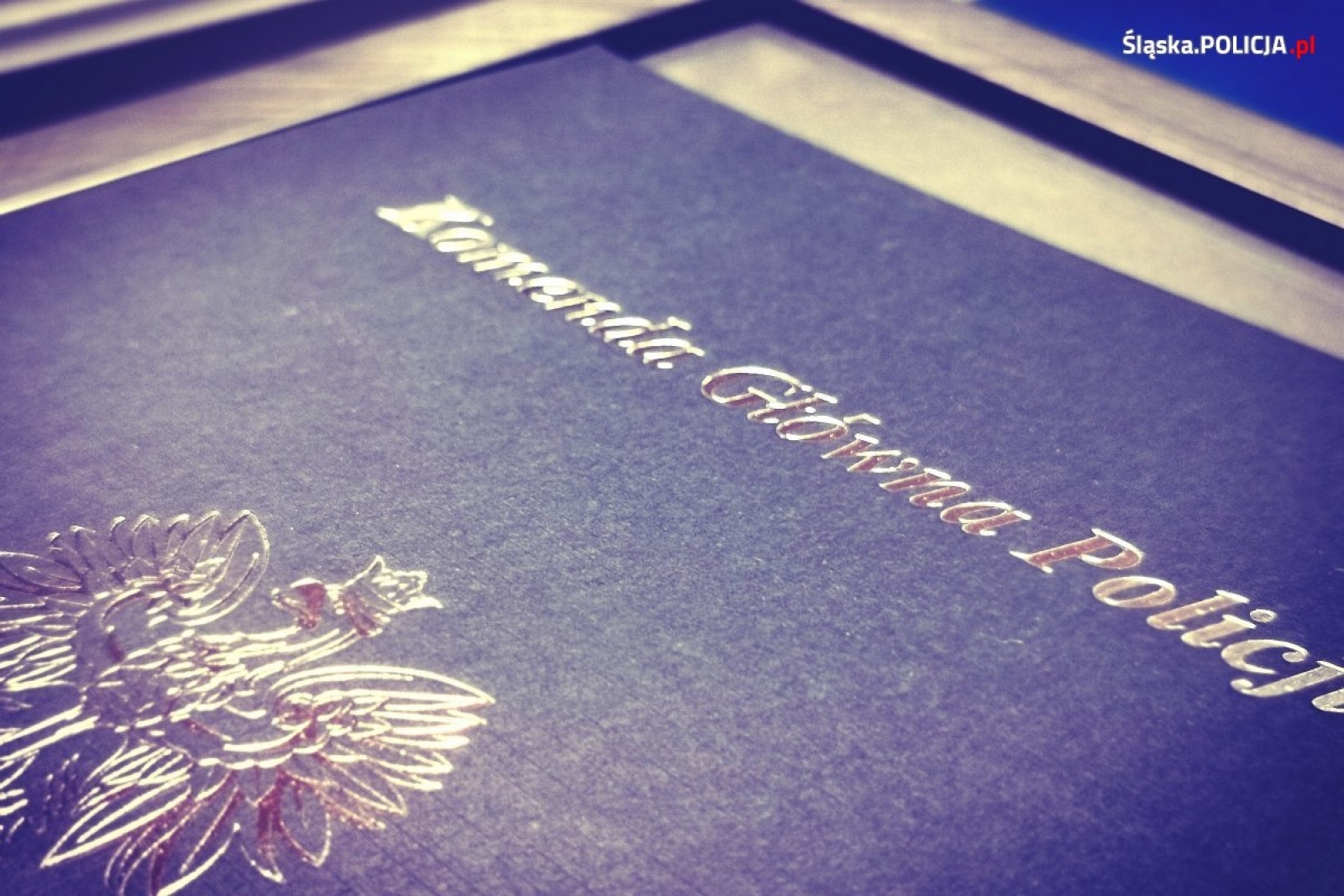 Zdjęcie w galerii na portalu naszraciborz.pl: W katowickiej komendzie policji uczczono pamięć śp. asp. Michała Kędzierskiego wiadomości z regionu