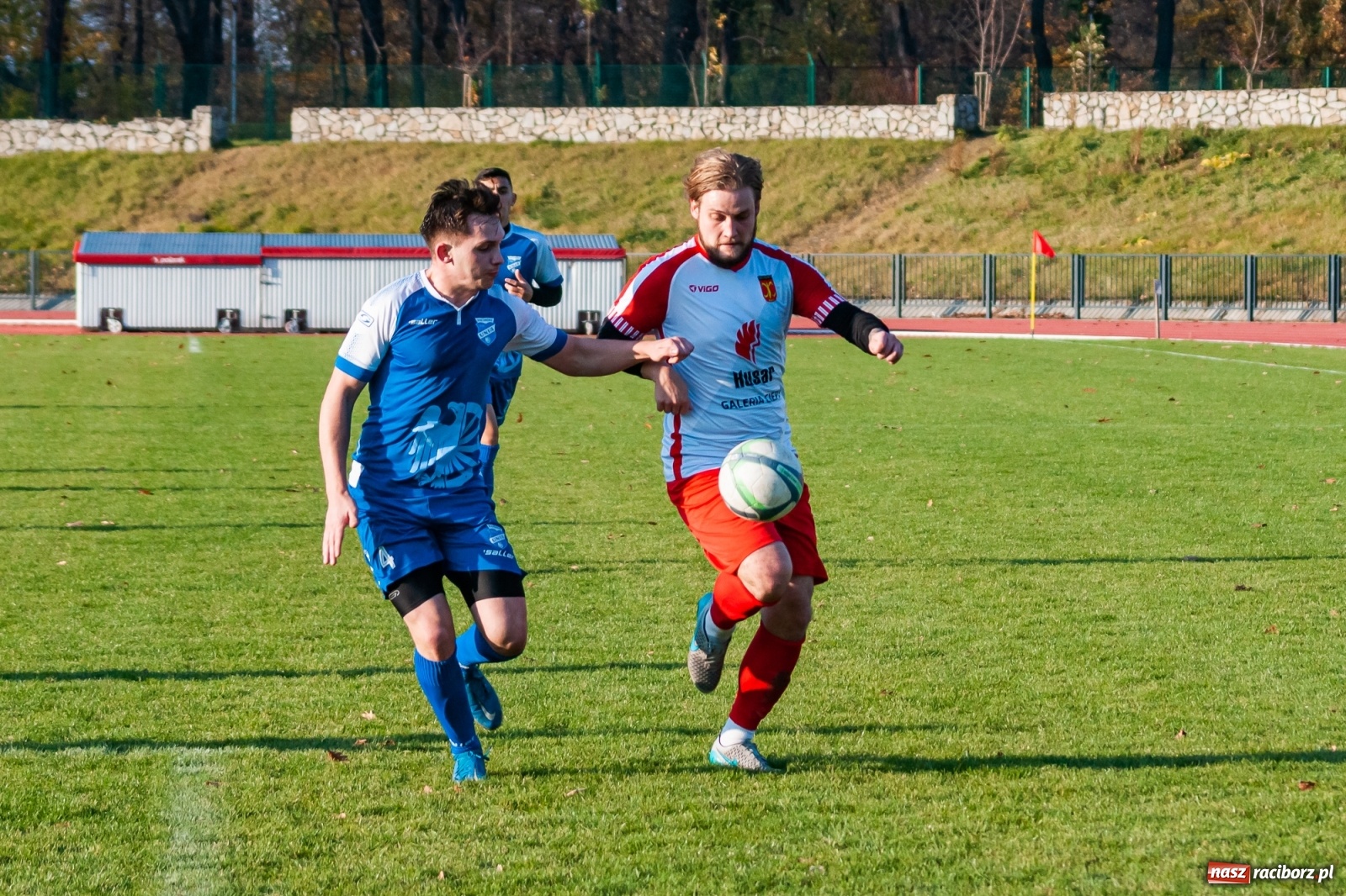 Zdjęcie w galerii na portalu naszraciborz.pl: Świąteczny pogrom przy Zamkowej. Unia rozbiła Czernicę [FOTO] wiadomości z regionu