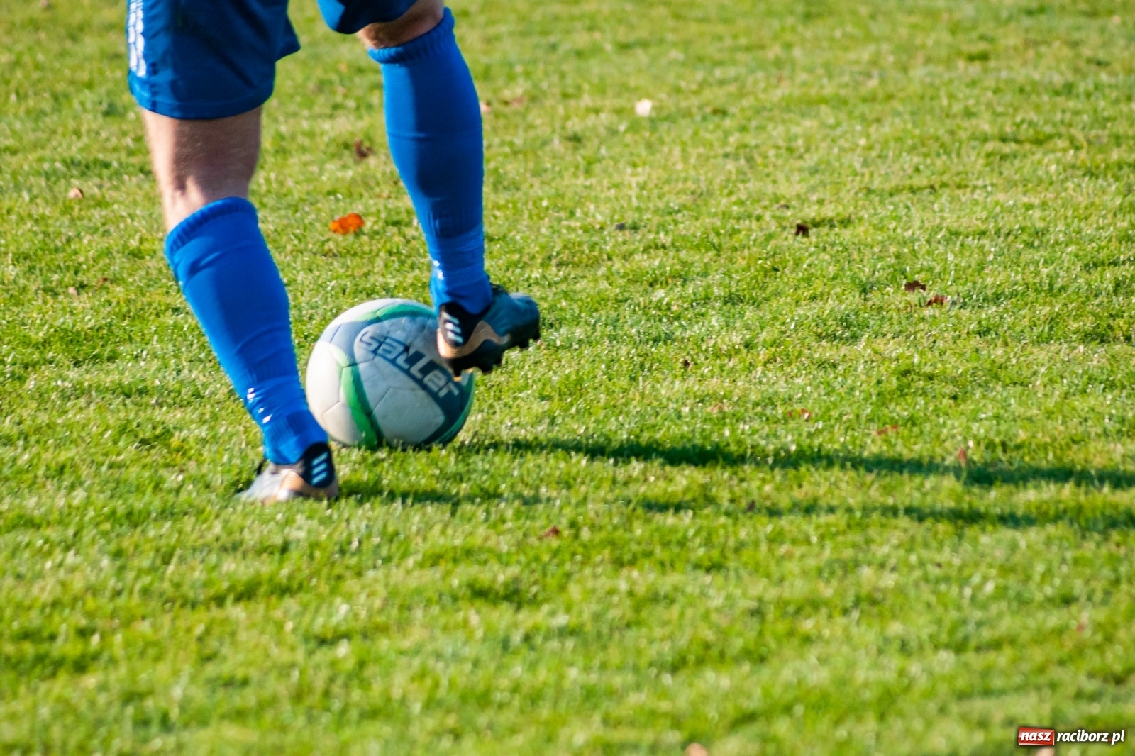Zdjęcie w galerii na portalu naszraciborz.pl: Świąteczny pogrom przy Zamkowej. Unia rozbiła Czernicę [FOTO] wiadomości z regionu
