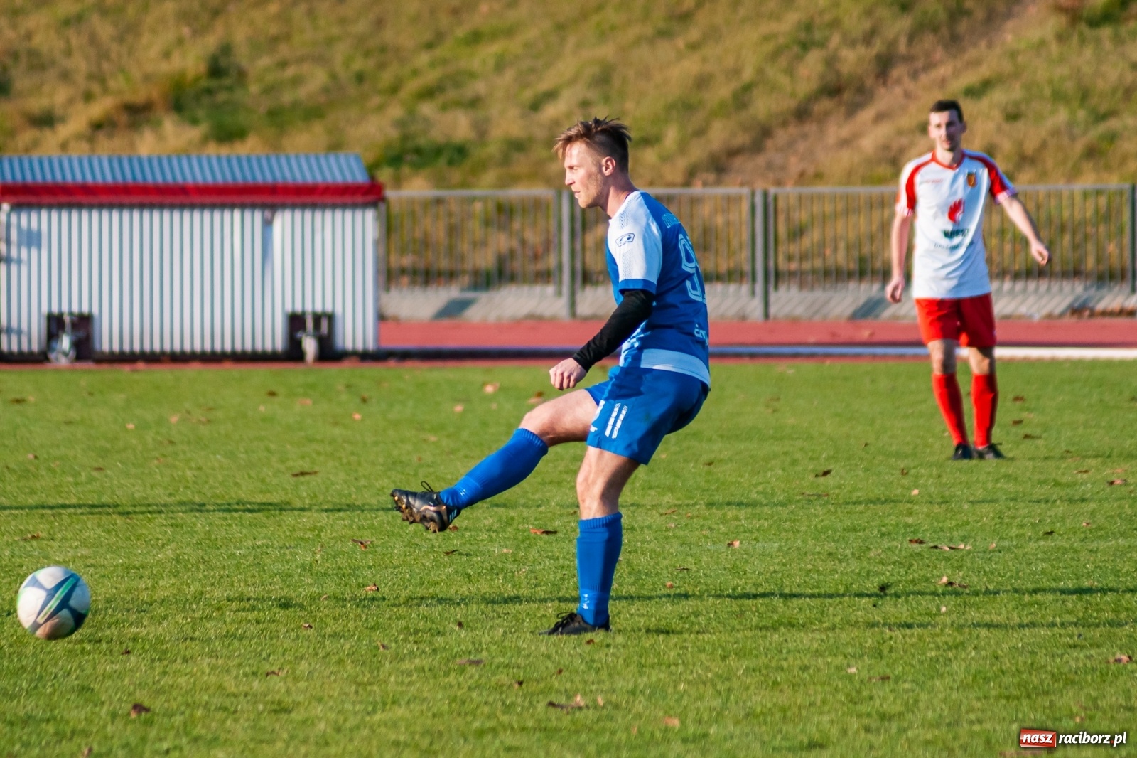 Zdjęcie w galerii na portalu naszraciborz.pl: Świąteczny pogrom przy Zamkowej. Unia rozbiła Czernicę [FOTO] wiadomości z regionu