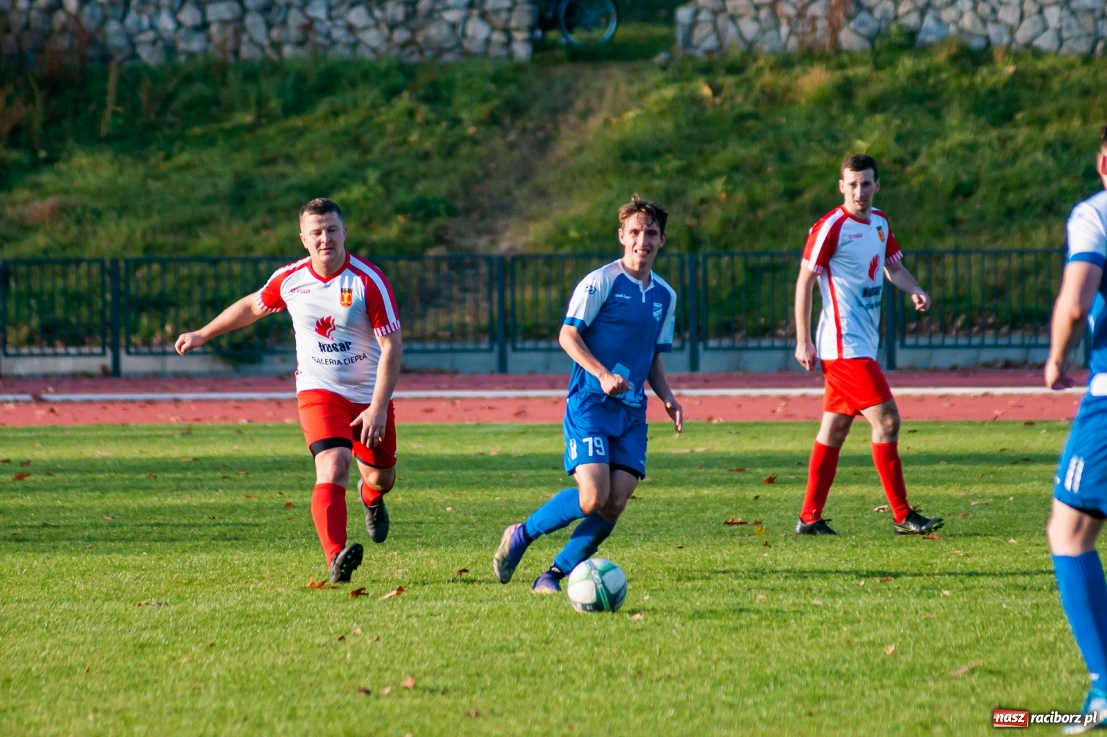 Zdjęcie w galerii na portalu naszraciborz.pl: Świąteczny pogrom przy Zamkowej. Unia rozbiła Czernicę [FOTO] wiadomości z regionu