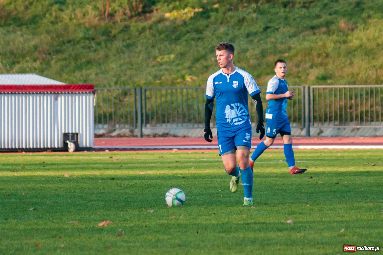 Zdjęcie w galerii na portalu naszraciborz.pl: Świąteczny pogrom przy Zamkowej. Unia rozbiła Czernicę [FOTO] wiadomości z regionu