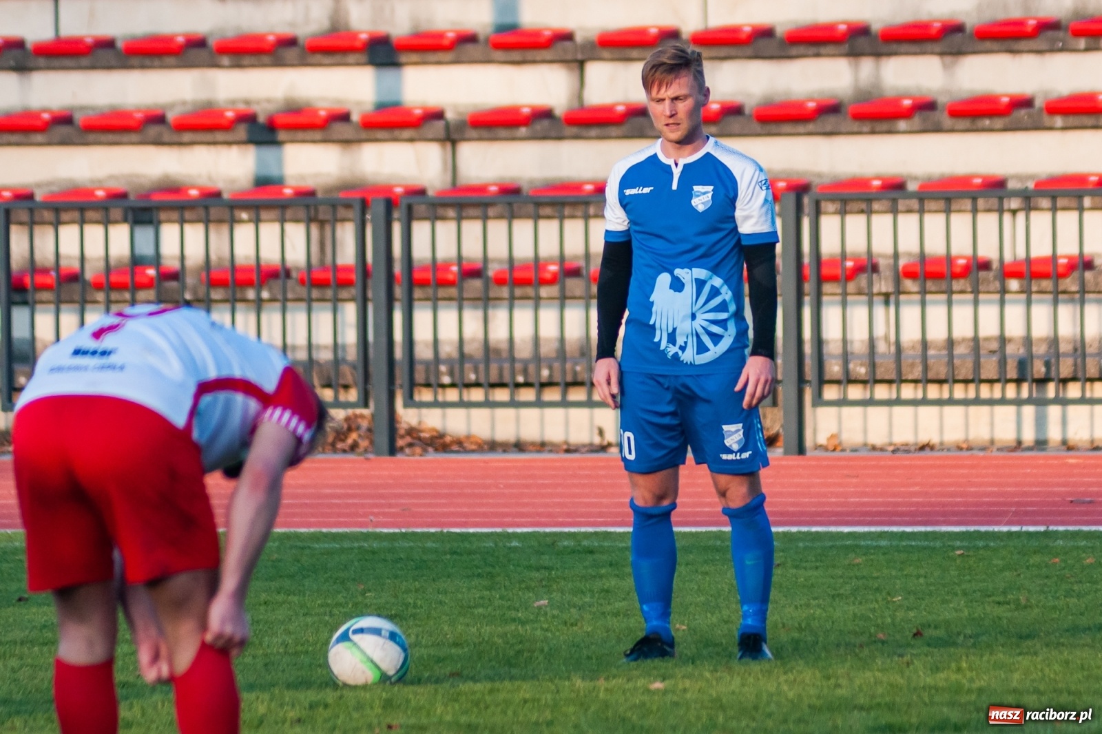 Zdjęcie w galerii na portalu naszraciborz.pl: Świąteczny pogrom przy Zamkowej. Unia rozbiła Czernicę [FOTO] wiadomości z regionu