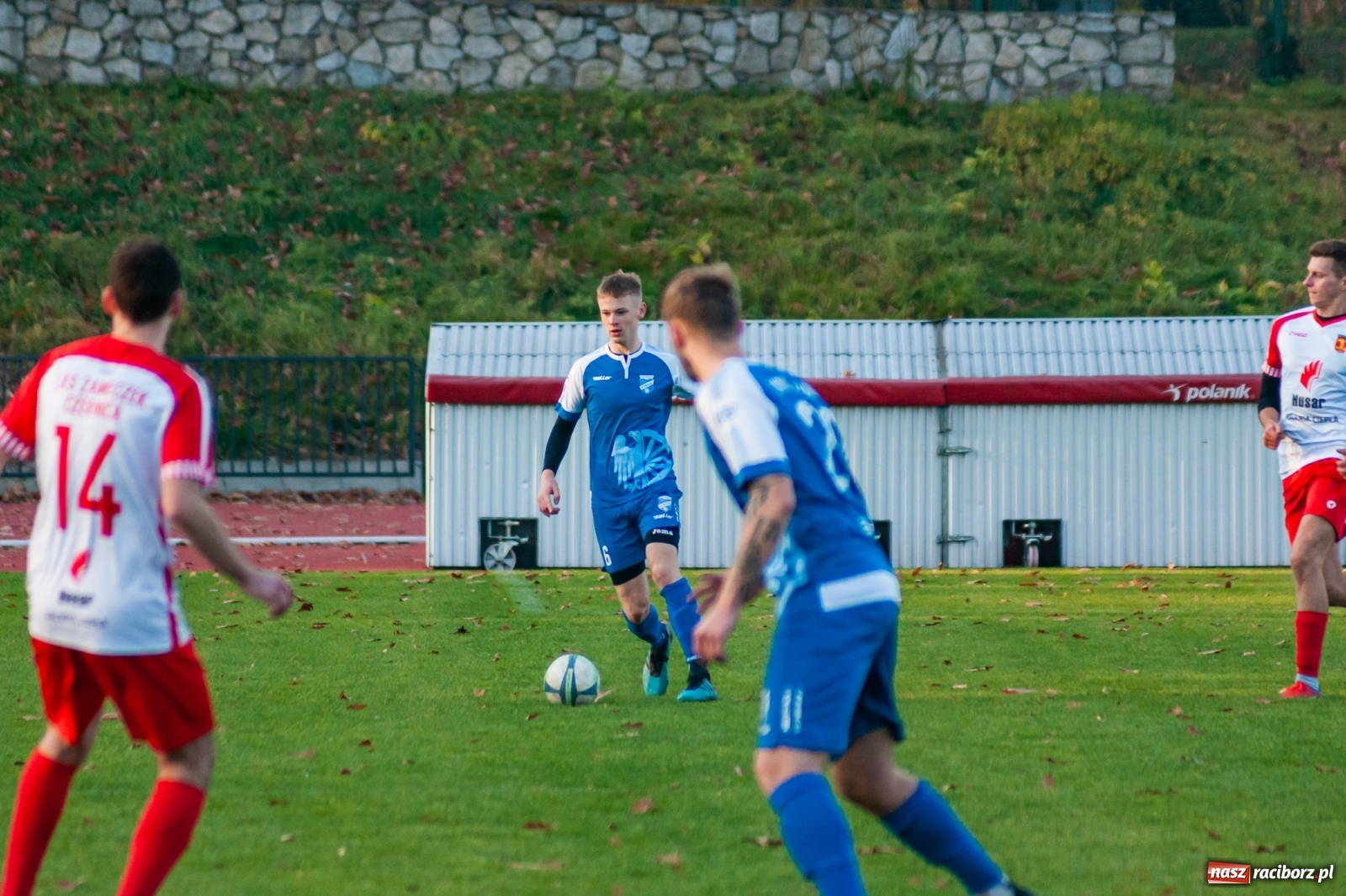 Zdjęcie w galerii na portalu naszraciborz.pl: Świąteczny pogrom przy Zamkowej. Unia rozbiła Czernicę [FOTO] wiadomości z regionu