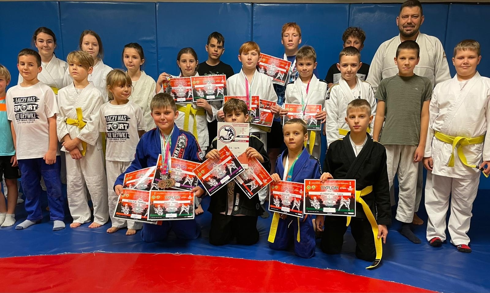 Zdjęcie w galerii na portalu naszraciborz.pl: Raciborzanie z Łamatora z medalami w Katowicach wiadomości z regionu