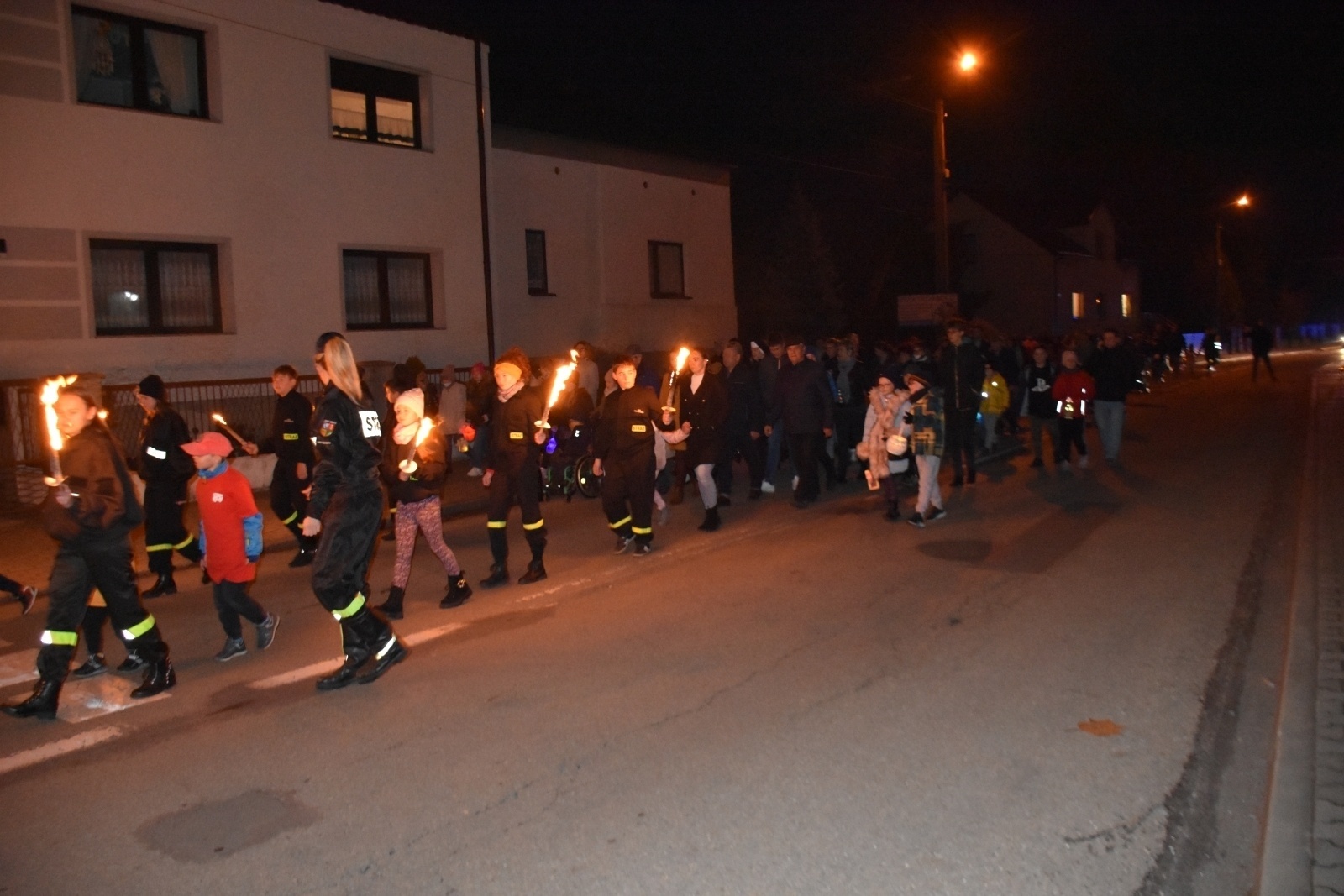 Zdjęcie w galerii na portalu naszraciborz.pl: Święty Marcin przemaszerował ulicami Krzyżanowic [FOTO] wiadomości z regionu