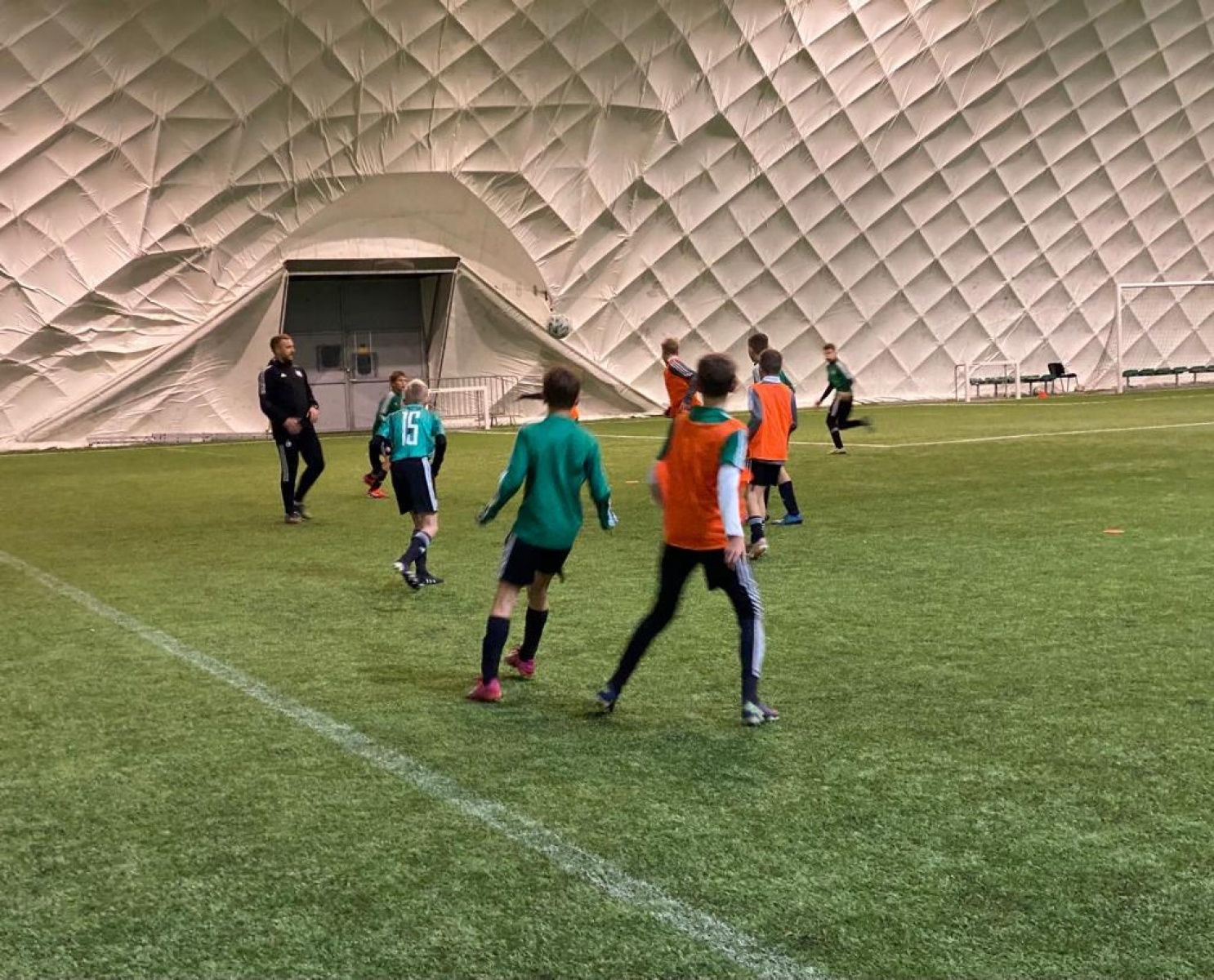 Zdjęcie w galerii na portalu naszraciborz.pl: Z Markowic na piłkarskie salony. Trener młodzieży na stażu w Legii Warszawa wiadomości z regionu