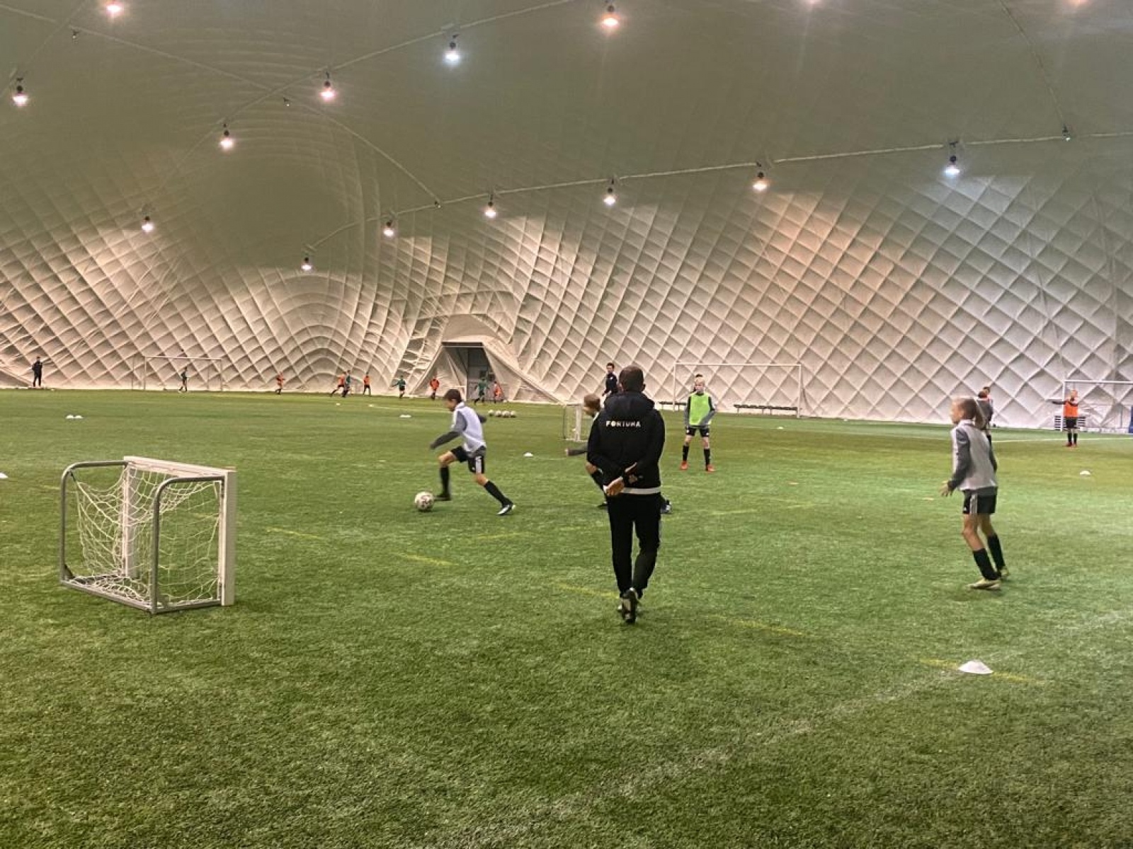 Zdjęcie w galerii na portalu naszraciborz.pl: Z Markowic na piłkarskie salony. Trener młodzieży na stażu w Legii Warszawa wiadomości z regionu