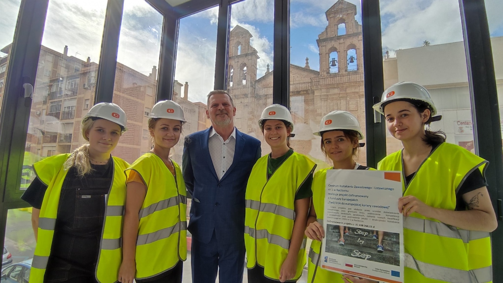 Zdjęcie w galerii na portalu naszraciborz.pl: Pod słońcem Malagi – zagraniczne staże zawodowe uczniów CKZiU nr 1 w Raciborzu wiadomości z regionu