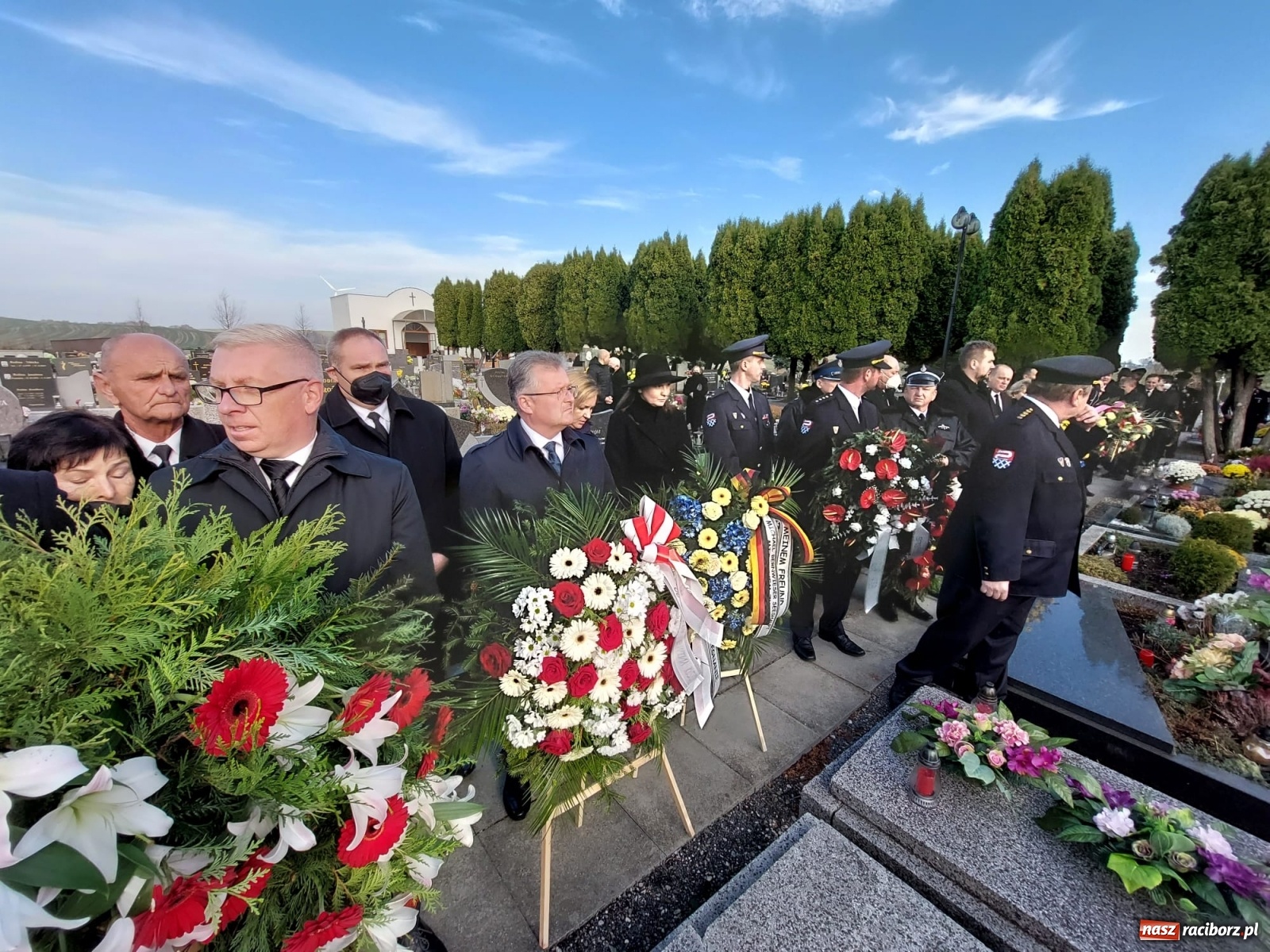 Zdjęcie w galerii na portalu naszraciborz.pl: W czeskiej Haci pożegnano Pawła Kotlarza, przyjaciela ziemi raciborskiej wiadomości z regionu