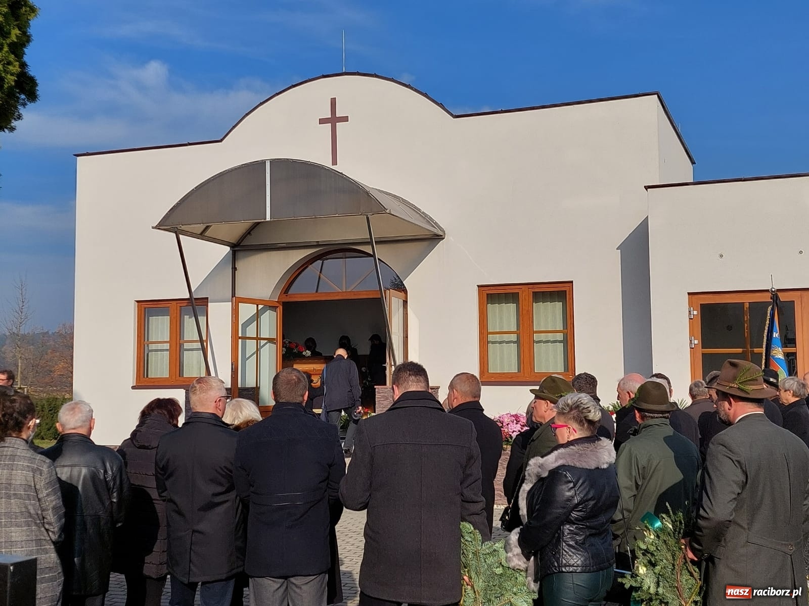 Zdjęcie w galerii na portalu naszraciborz.pl: W czeskiej Haci pożegnano Pawła Kotlarza, przyjaciela ziemi raciborskiej wiadomości z regionu