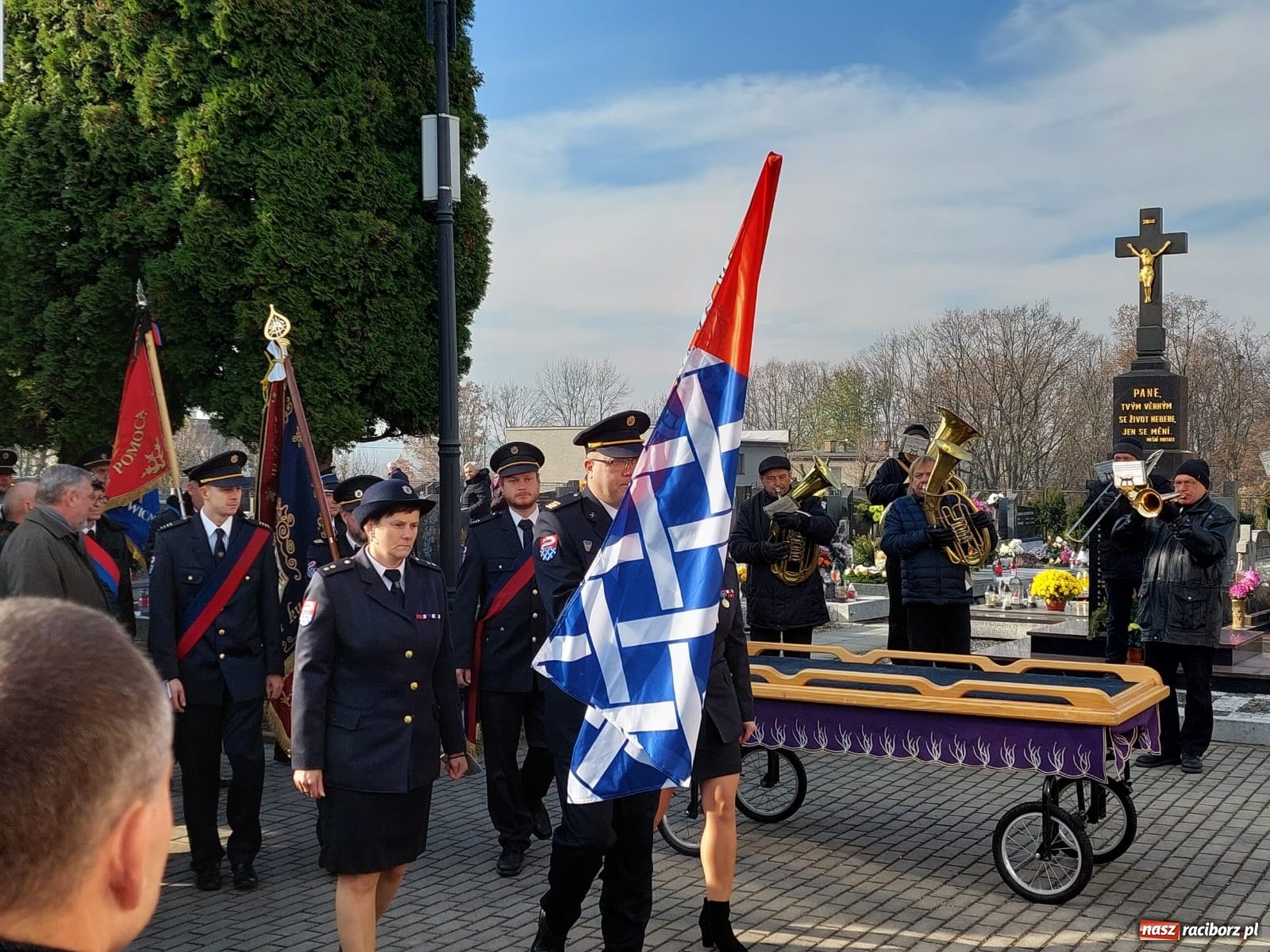 Zdjęcie w galerii na portalu naszraciborz.pl: W czeskiej Haci pożegnano Pawła Kotlarza, przyjaciela ziemi raciborskiej wiadomości z regionu