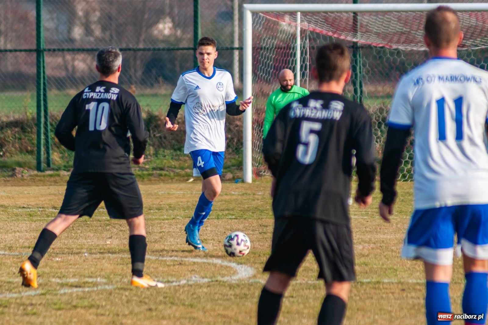 Zdjęcie w galerii na portalu naszraciborz.pl: Markowice Cyprzanów pokonały i wiceliderem B klasy zostały [FOTO] wiadomości z regionu