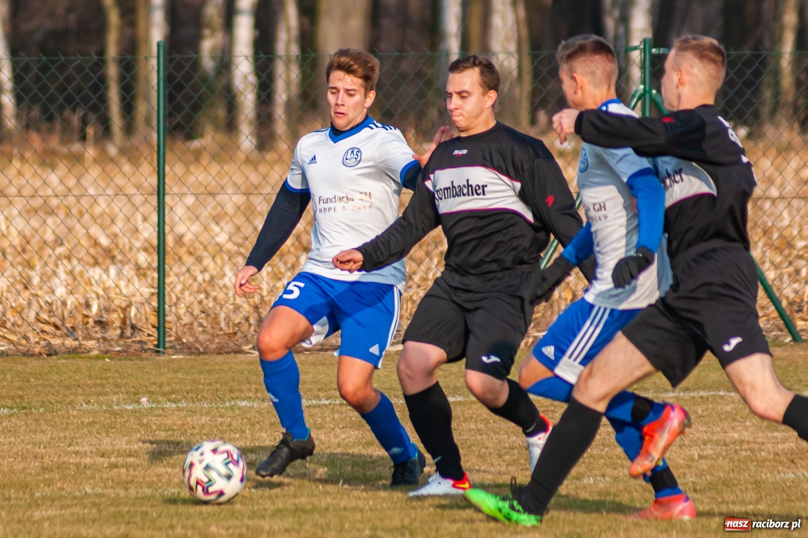 Zdjęcie w galerii na portalu naszraciborz.pl: Markowice Cyprzanów pokonały i wiceliderem B klasy zostały [FOTO] wiadomości z regionu