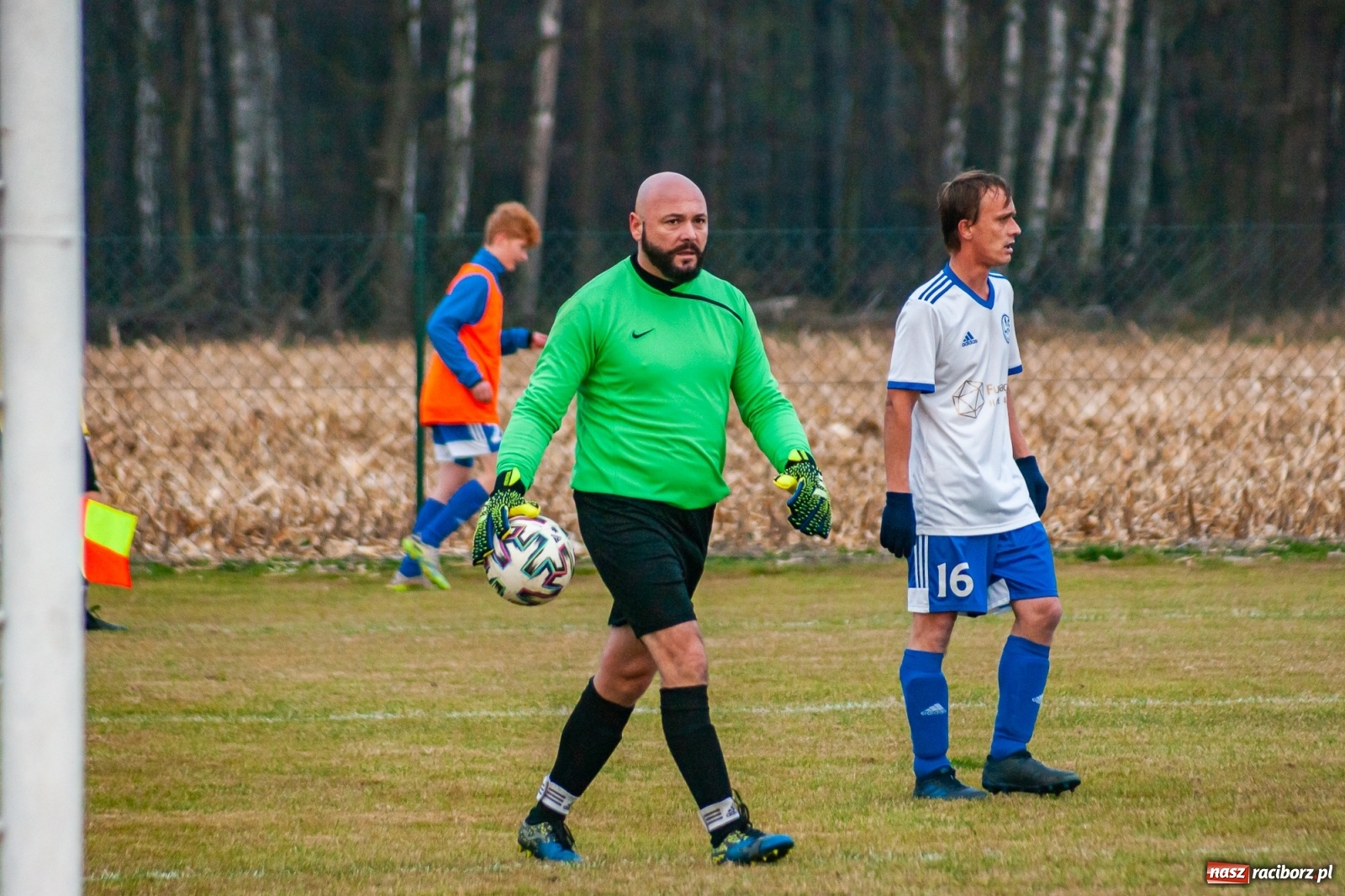 Zdjęcie w galerii na portalu naszraciborz.pl: Markowice Cyprzanów pokonały i wiceliderem B klasy zostały [FOTO] wiadomości z regionu