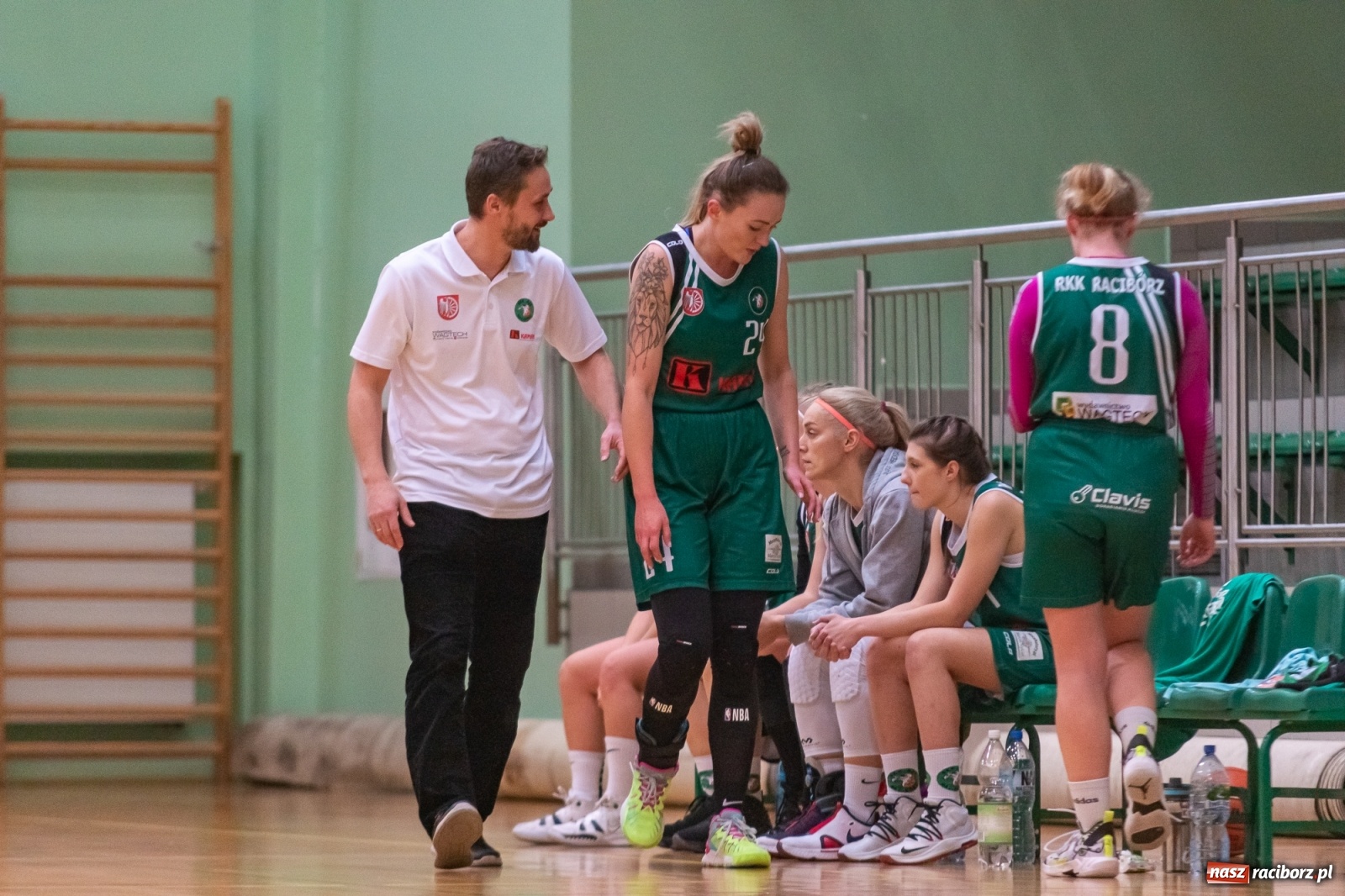 Zdjęcie w galerii na portalu naszraciborz.pl: RKK AZS Racibórz poległ u siebie [FOTO] wiadomości z regionu