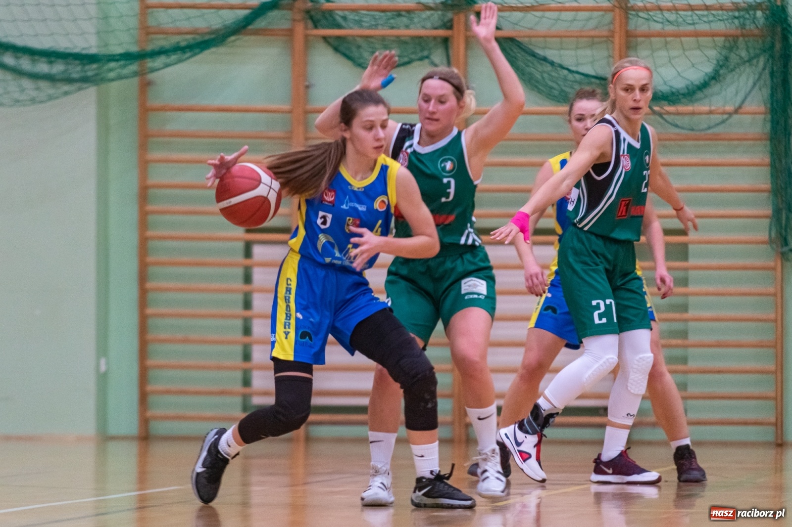 Zdjęcie w galerii na portalu naszraciborz.pl: RKK AZS Racibórz poległ u siebie [FOTO] wiadomości z regionu