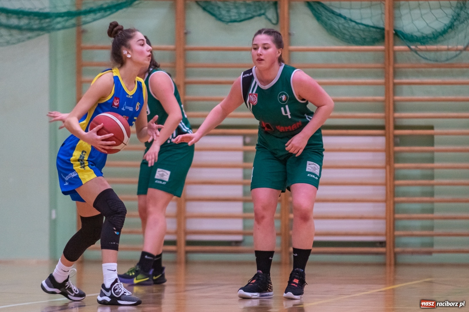 Zdjęcie w galerii na portalu naszraciborz.pl: RKK AZS Racibórz poległ u siebie [FOTO] wiadomości z regionu
