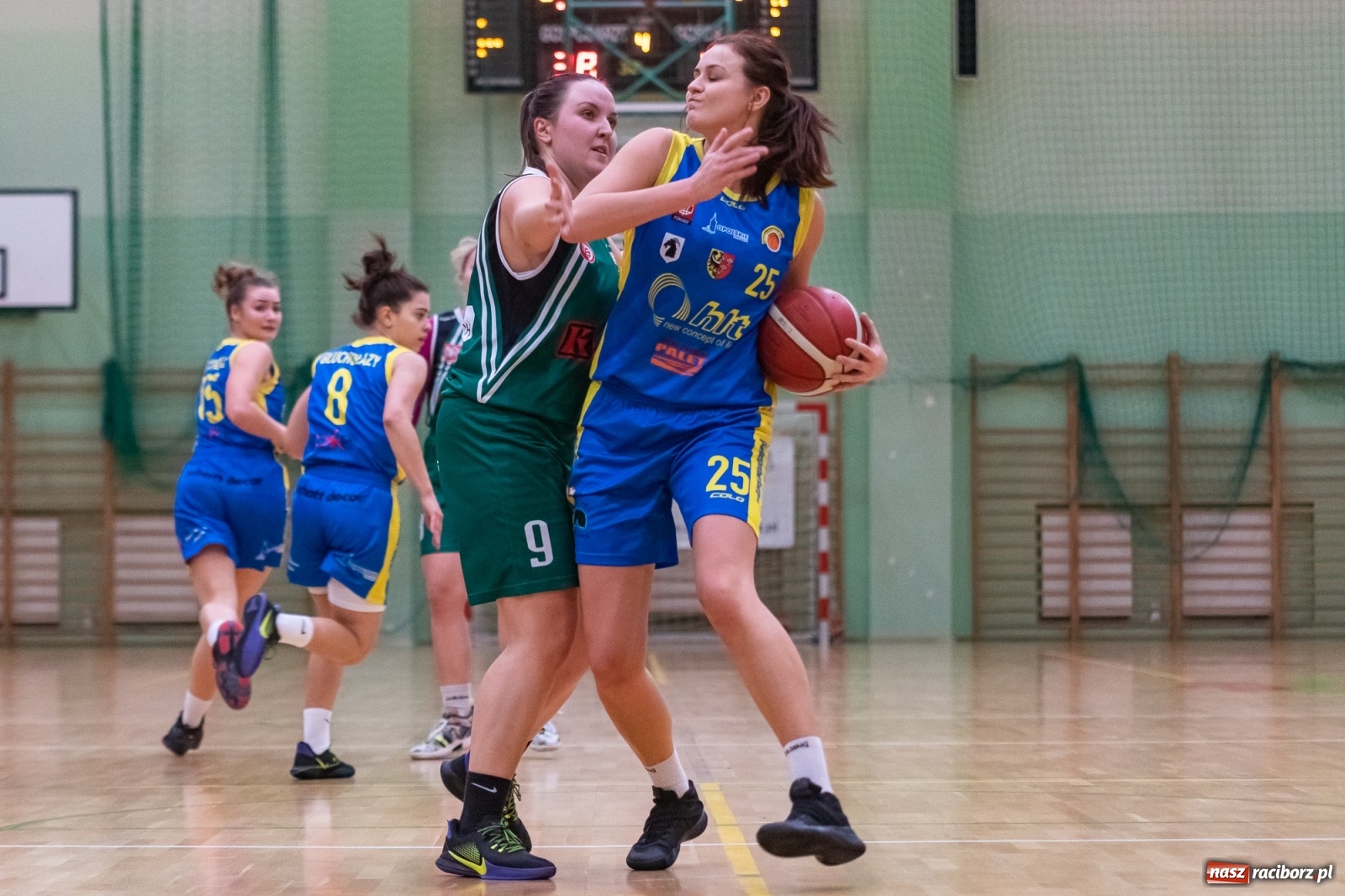 Zdjęcie w galerii na portalu naszraciborz.pl: RKK AZS Racibórz poległ u siebie [FOTO] wiadomości z regionu