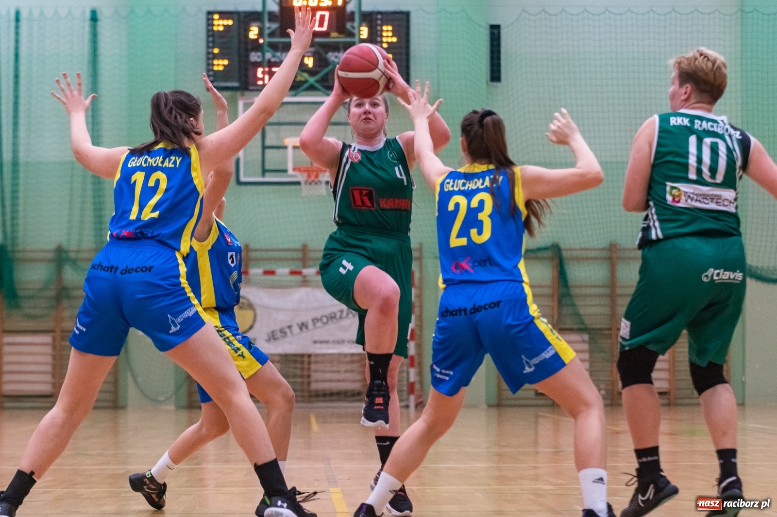 Zdjęcie w galerii na portalu naszraciborz.pl: RKK AZS Racibórz poległ u siebie [FOTO] wiadomości z regionu