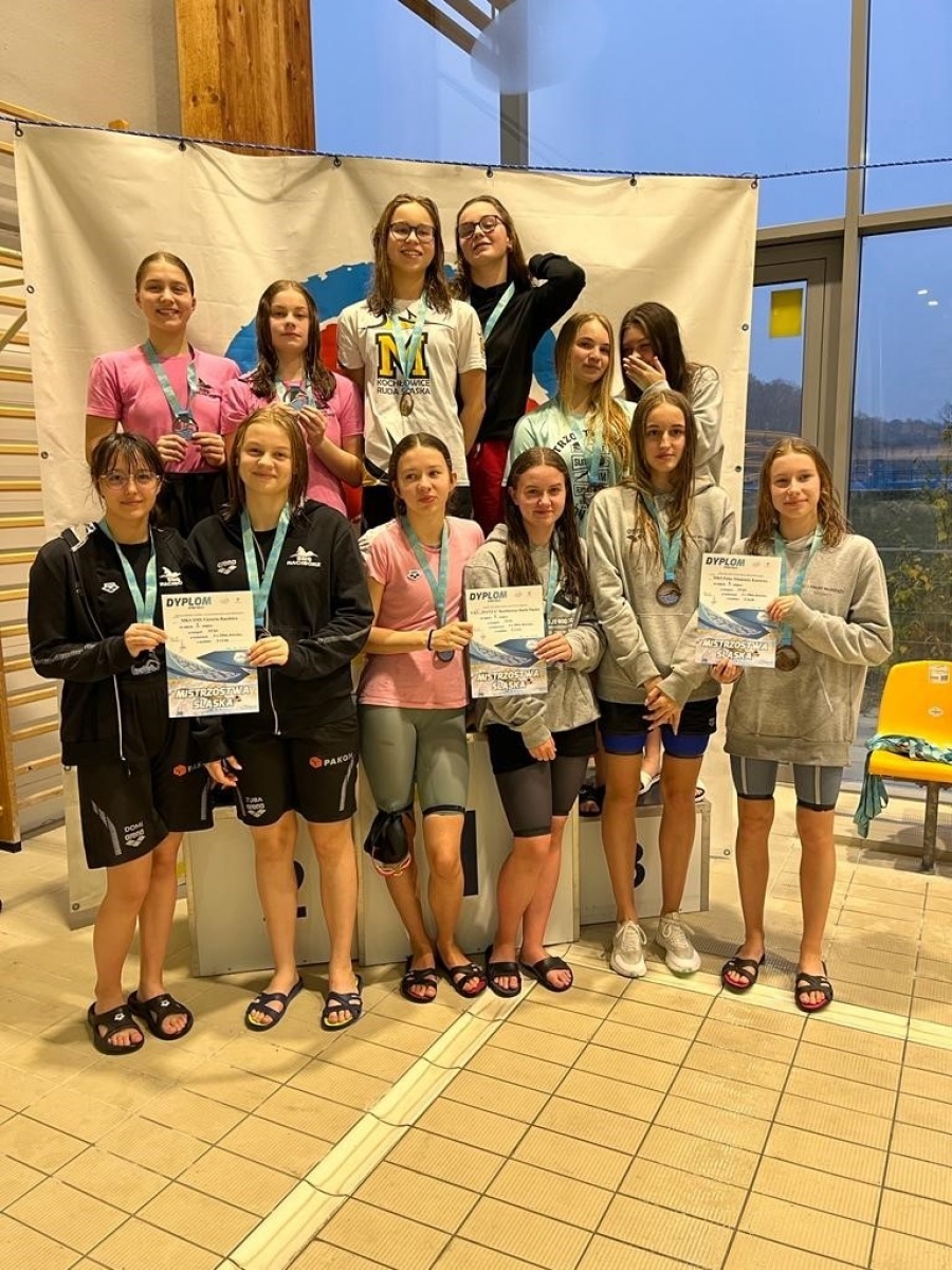 Zdjęcie w galerii na portalu naszraciborz.pl: Pływanie. Grad medali dla raciborzan na Mistrzostwach Śląska w pływaniu wiadomości z regionu