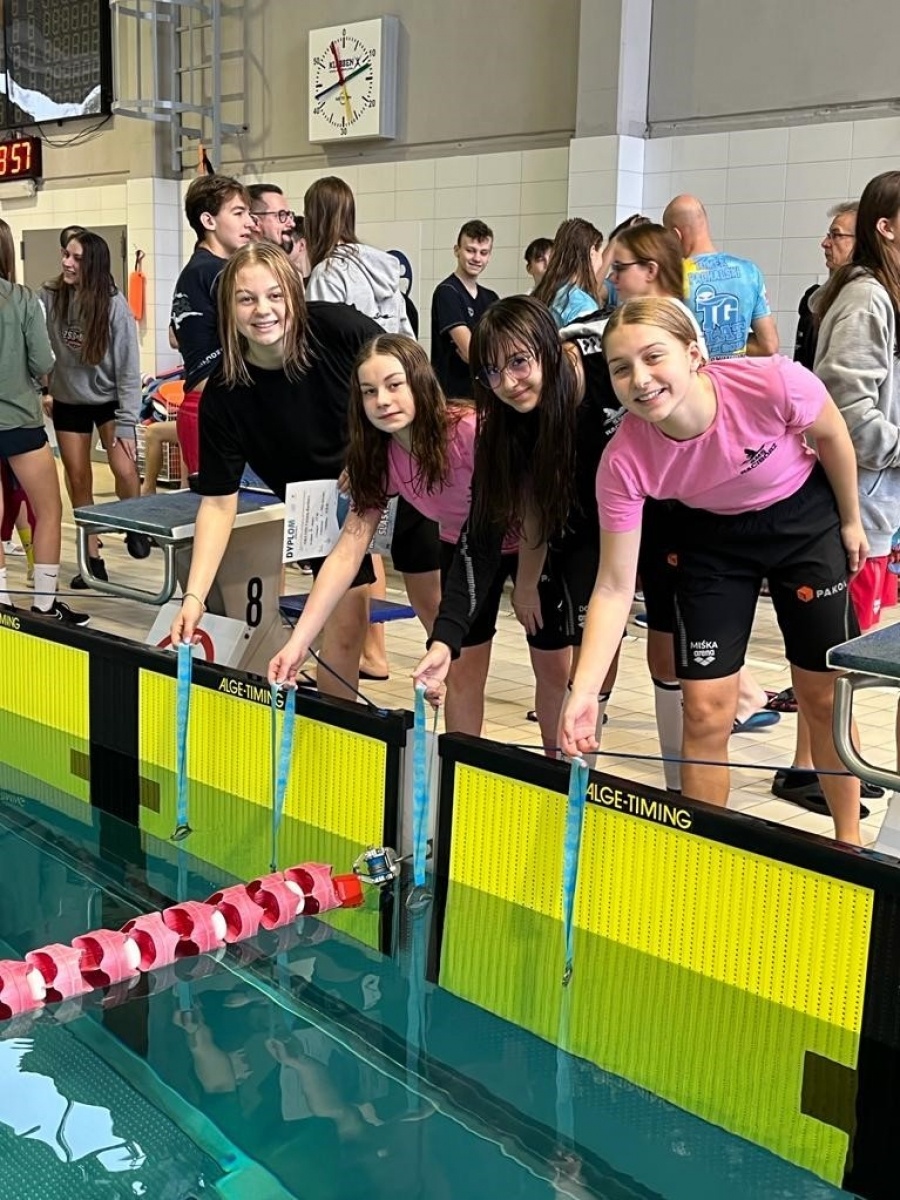 Zdjęcie w galerii na portalu naszraciborz.pl: Pływanie. Grad medali dla raciborzan na Mistrzostwach Śląska w pływaniu wiadomości z regionu