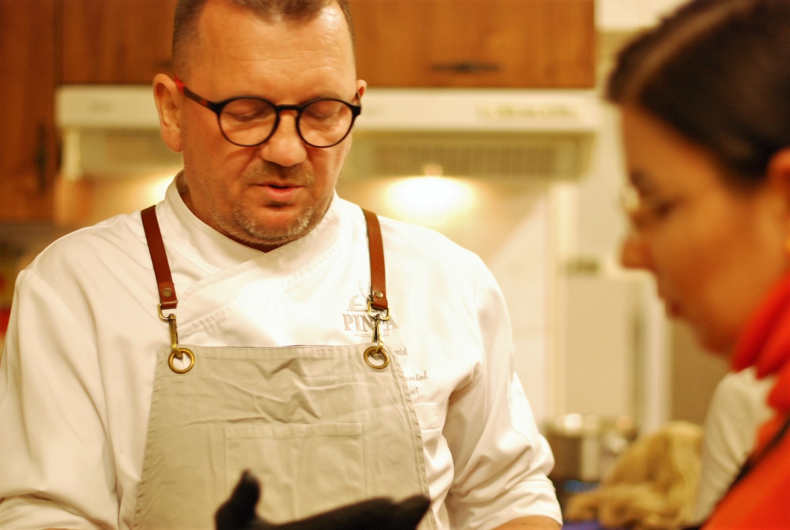 Zdjęcie w galerii na portalu naszraciborz.pl: Feeria smaków i zapachów w Nędzy. Warsztaty kulinarne z Danielem Jakubcem wiadomości z regionu