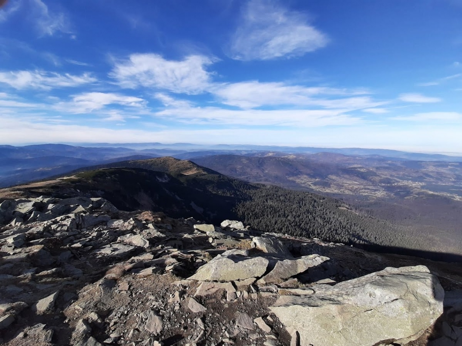 Zdjęcie w galerii na portalu naszraciborz.pl: Strażacy ochotnicy zdobyli Królową Beskidów [FOTO] wiadomości z regionu