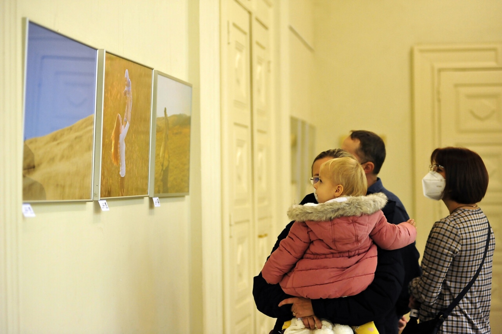 Zdjęcie w galerii na portalu naszraciborz.pl: Spojrzenia-Vzhled. Jubileuszowa wystawa FOTONu w Opawie wiadomości z regionu