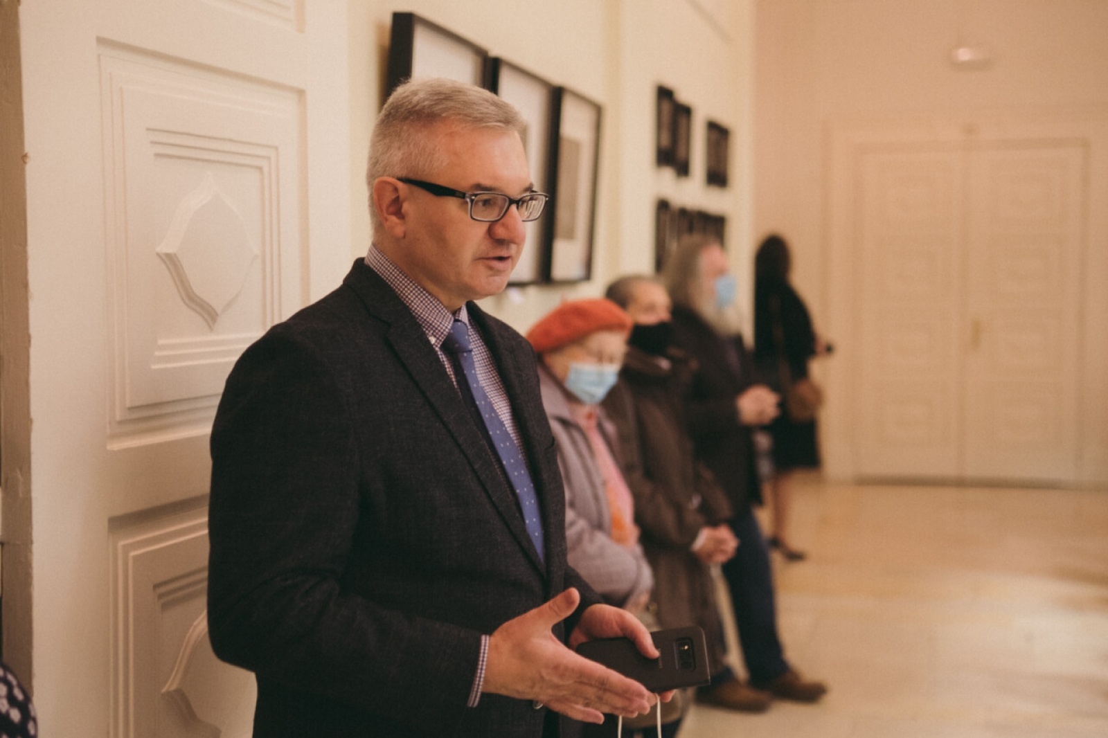 Zdjęcie w galerii na portalu naszraciborz.pl: Spojrzenia-Vzhled. Jubileuszowa wystawa FOTONu w Opawie wiadomości z regionu