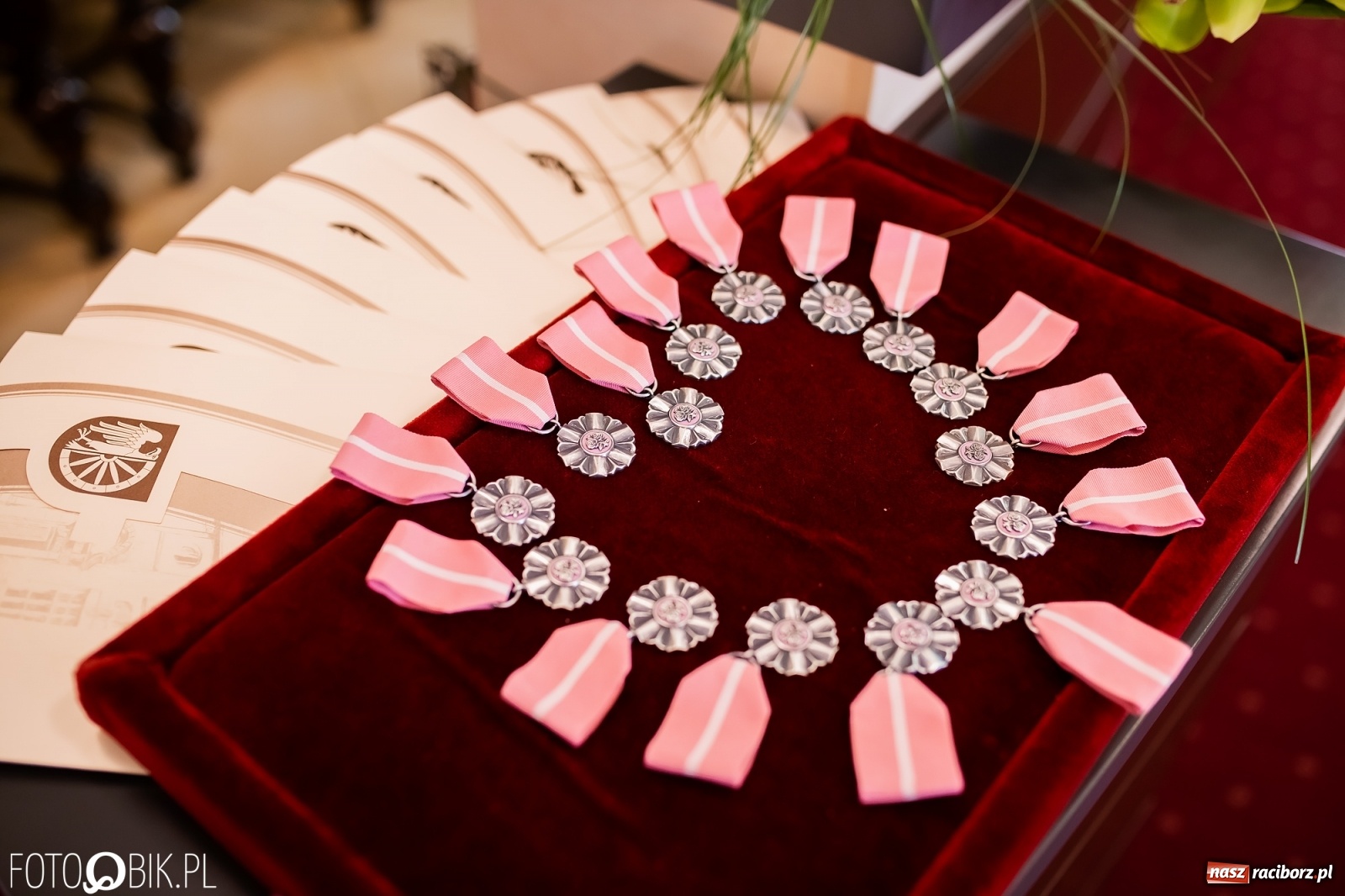 Zdjęcie w galerii na portalu naszraciborz.pl: Zgoda i ustępliwość receptą na długie małżeństwo. Złote gody w raciborskim USC [FOTO i WIDEO] wiadomości z regionu