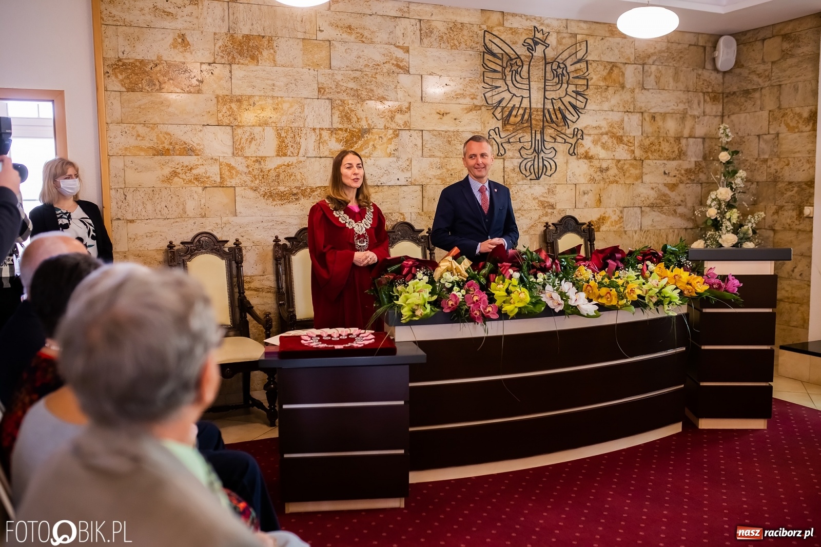 Zdjęcie w galerii na portalu naszraciborz.pl: Zgoda i ustępliwość receptą na długie małżeństwo. Złote gody w raciborskim USC [FOTO i WIDEO] wiadomości z regionu