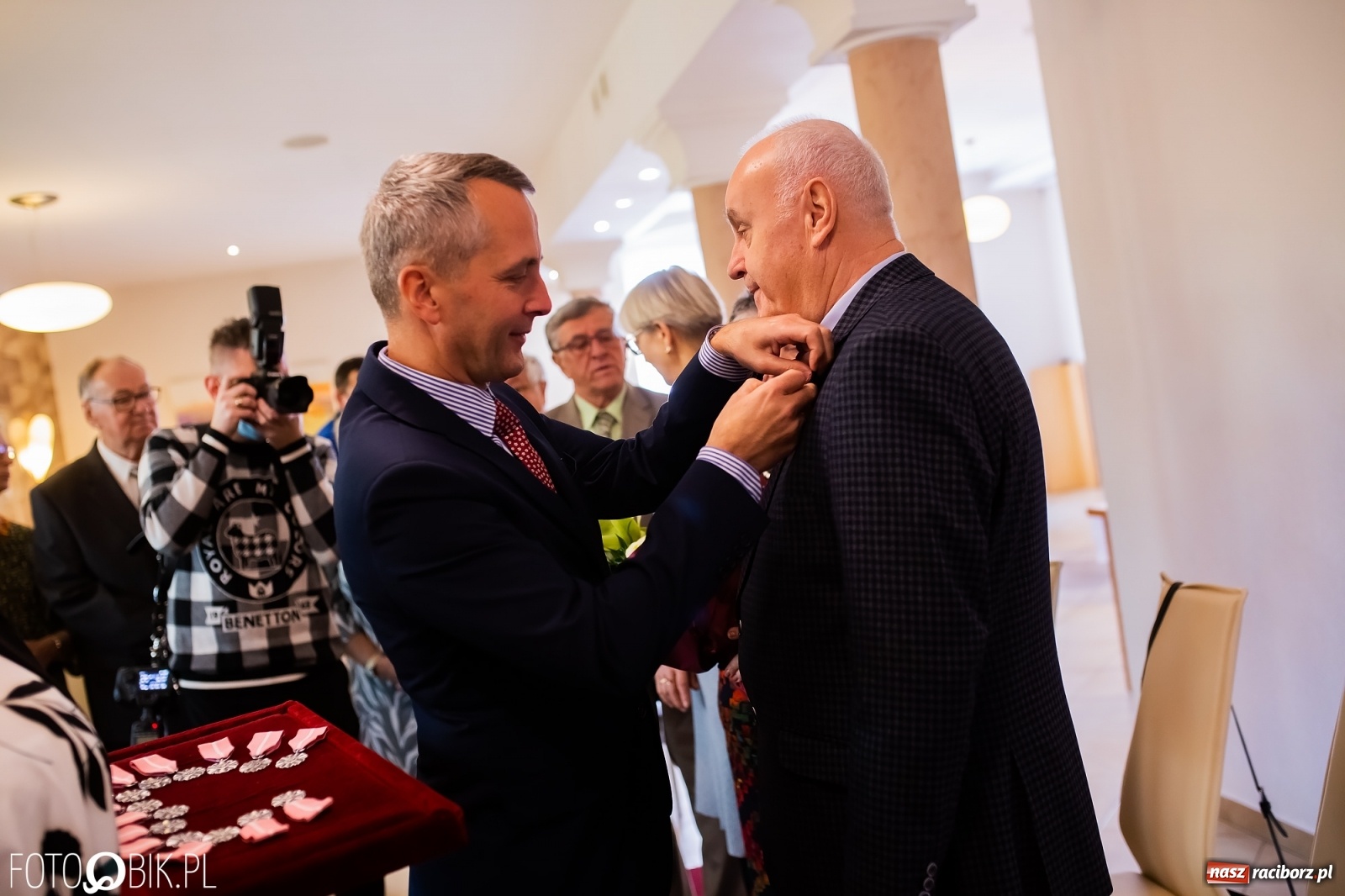 Zdjęcie w galerii na portalu naszraciborz.pl: Zgoda i ustępliwość receptą na długie małżeństwo. Złote gody w raciborskim USC [FOTO i WIDEO] wiadomości z regionu
