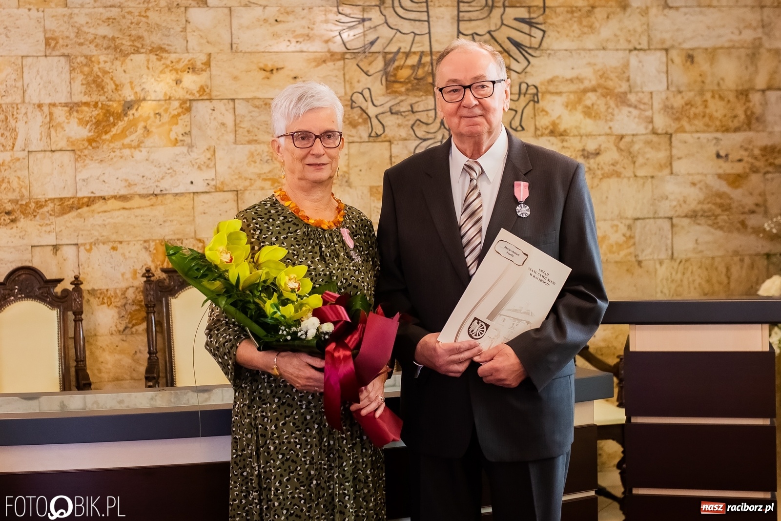 Zdjęcie w galerii na portalu naszraciborz.pl: Zgoda i ustępliwość receptą na długie małżeństwo. Złote gody w raciborskim USC [FOTO i WIDEO] wiadomości z regionu