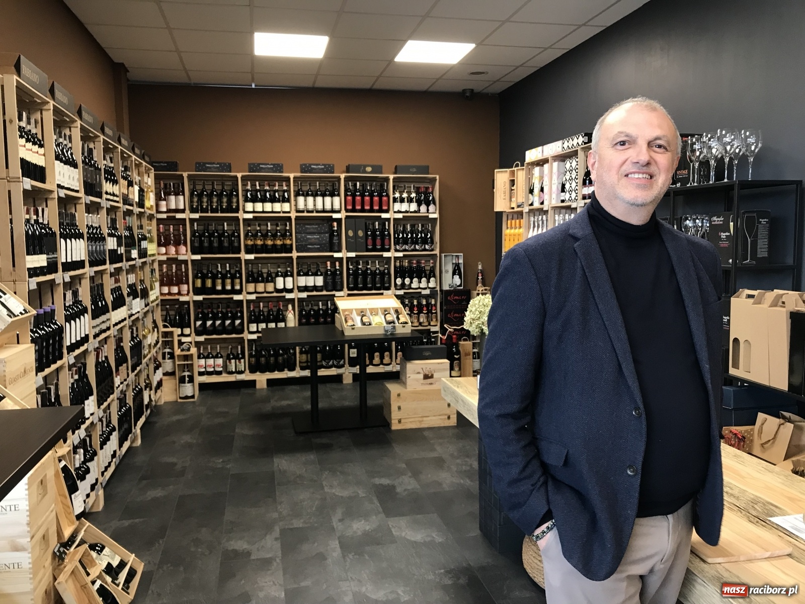 Zdjęcie w galerii na portalu naszraciborz.pl: Kolejne nowości z Italii na półkach raciborskiego sklepu Oliwa i Wino Gelatopiu wiadomości z regionu