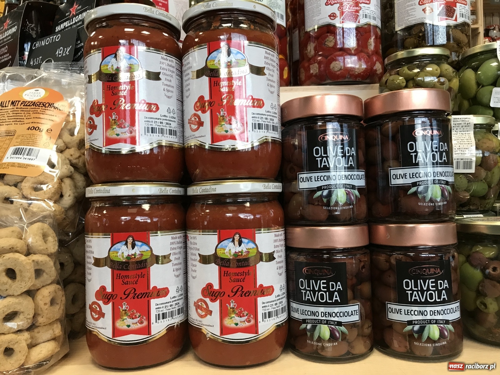 Zdjęcie w galerii na portalu naszraciborz.pl: Kolejne nowości z Italii na półkach raciborskiego sklepu Oliwa i Wino Gelatopiu wiadomości z regionu