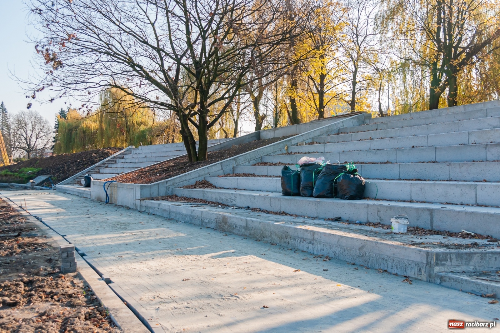 Zdjęcie w galerii na portalu naszraciborz.pl: Bulwary będą gotowe w grudniu. Tak dziś wygląda zaawansowanie prac wiadomości z regionu