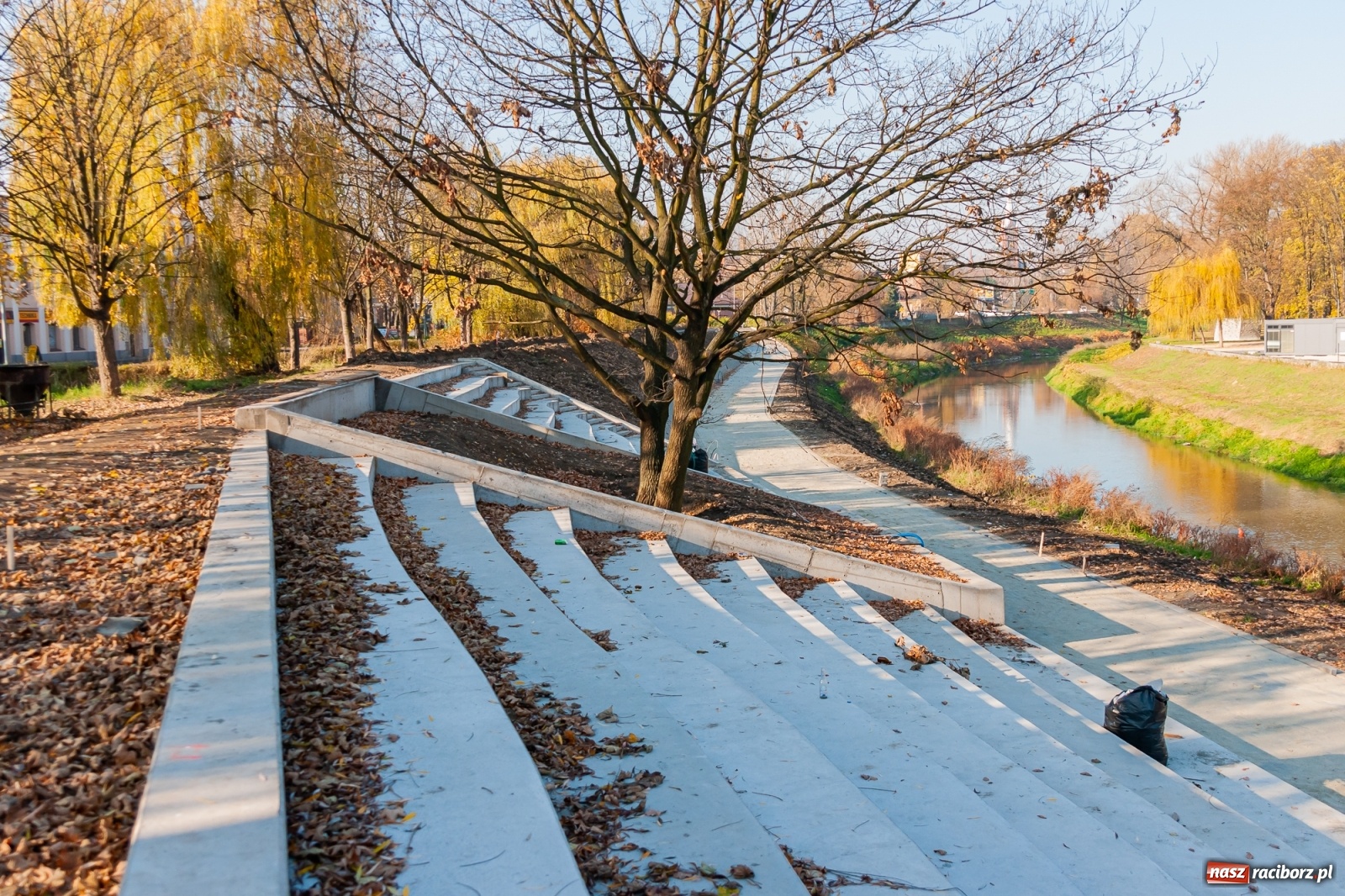 Zdjęcie w galerii na portalu naszraciborz.pl: Bulwary będą gotowe w grudniu. Tak dziś wygląda zaawansowanie prac wiadomości z regionu