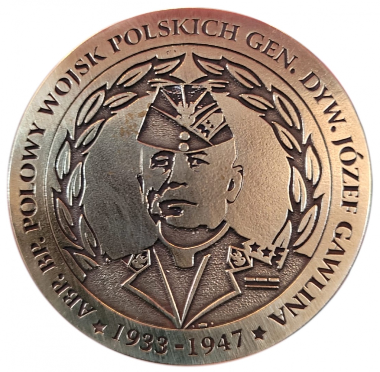 Zdjęcie w galerii na portalu naszraciborz.pl: Medale arcybiskupa Józefa Gawliny wiadomości z regionu