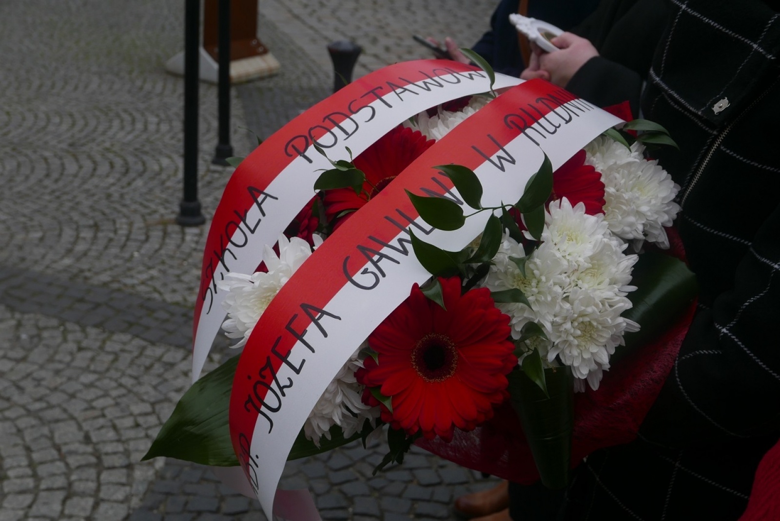 Zdjęcie w galerii na portalu naszraciborz.pl: Medale arcybiskupa Józefa Gawliny wiadomości z regionu