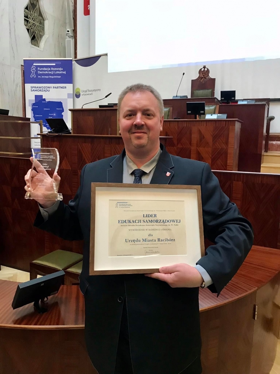 Zdjęcie w galerii na portalu naszraciborz.pl: Racibórz liderem edukacji samorządowej wiadomości z regionu