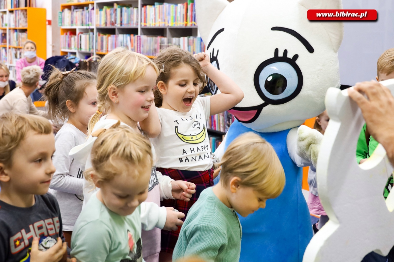 Zdjęcie w galerii na portalu naszraciborz.pl: Kicia Kocia zachwyciła najmłodszych wiadomości z regionu