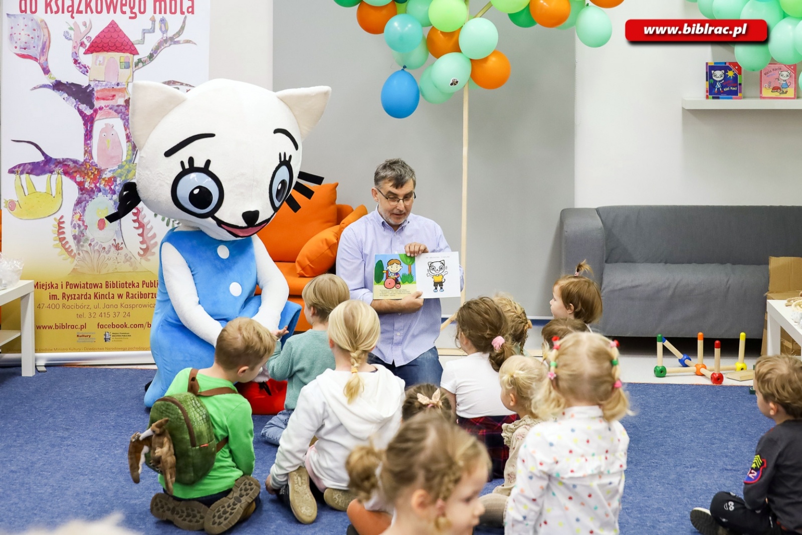 Zdjęcie w galerii na portalu naszraciborz.pl: Kicia Kocia zachwyciła najmłodszych wiadomości z regionu