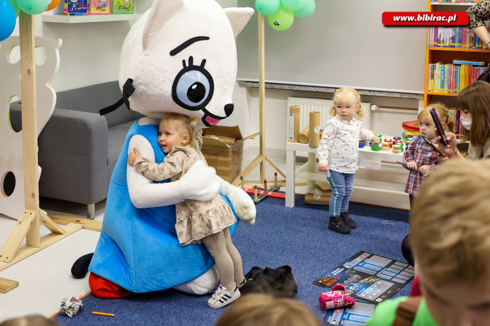 Zdjęcie w galerii na portalu naszraciborz.pl: Kicia Kocia zachwyciła najmłodszych wiadomości z regionu