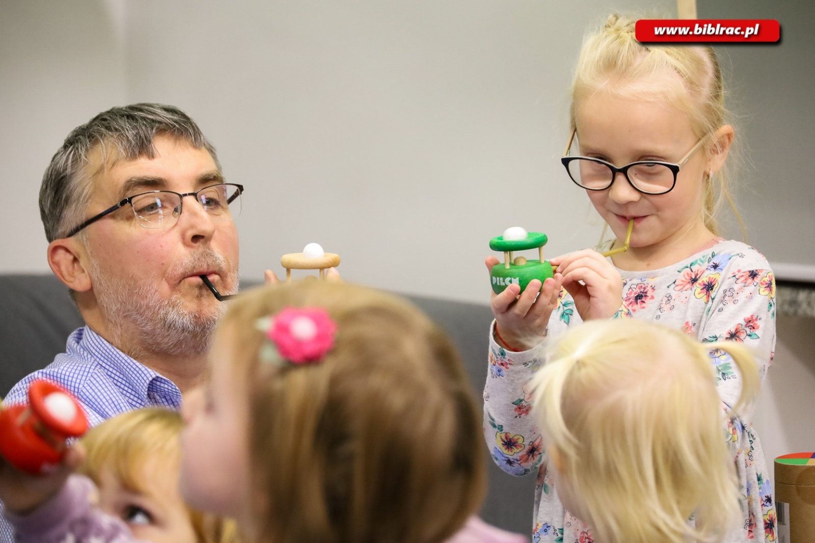 Zdjęcie w galerii na portalu naszraciborz.pl: Kicia Kocia zachwyciła najmłodszych wiadomości z regionu