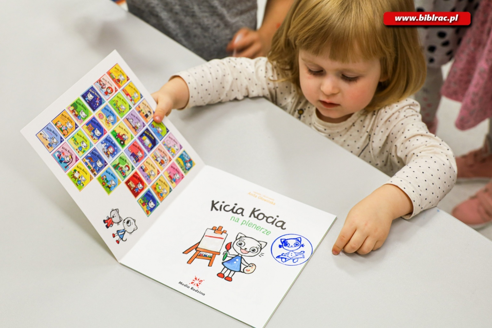 Zdjęcie w galerii na portalu naszraciborz.pl: Kicia Kocia zachwyciła najmłodszych wiadomości z regionu