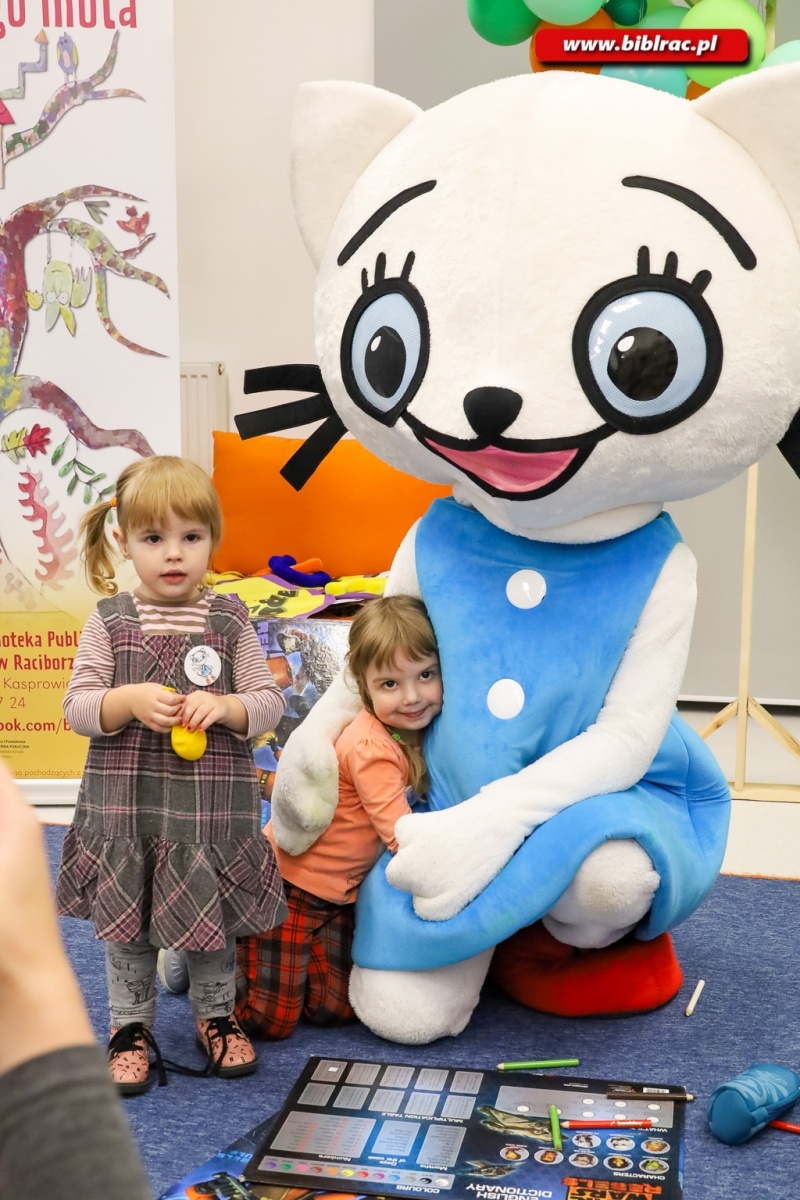 Zdjęcie w galerii na portalu naszraciborz.pl: Kicia Kocia zachwyciła najmłodszych wiadomości z regionu